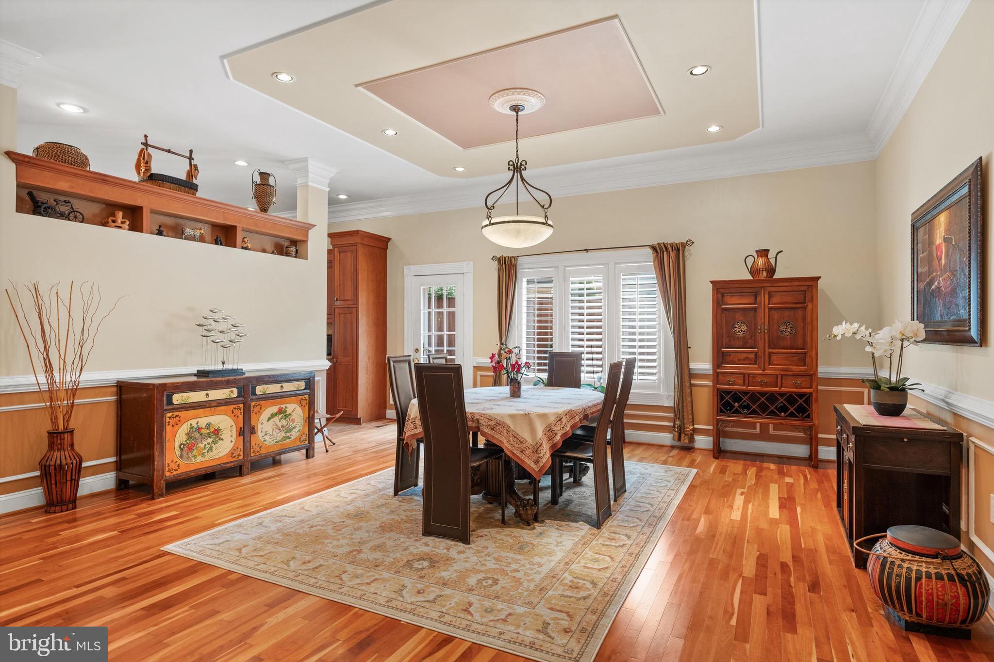 WESTHAMPTON - Residential