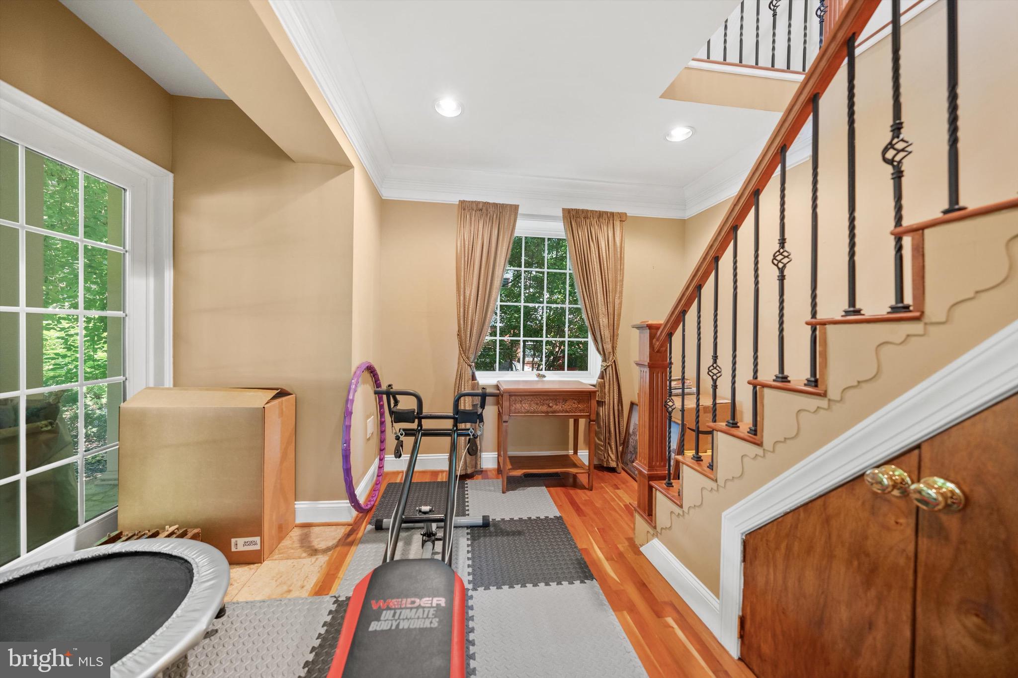 WESTHAMPTON - Residential