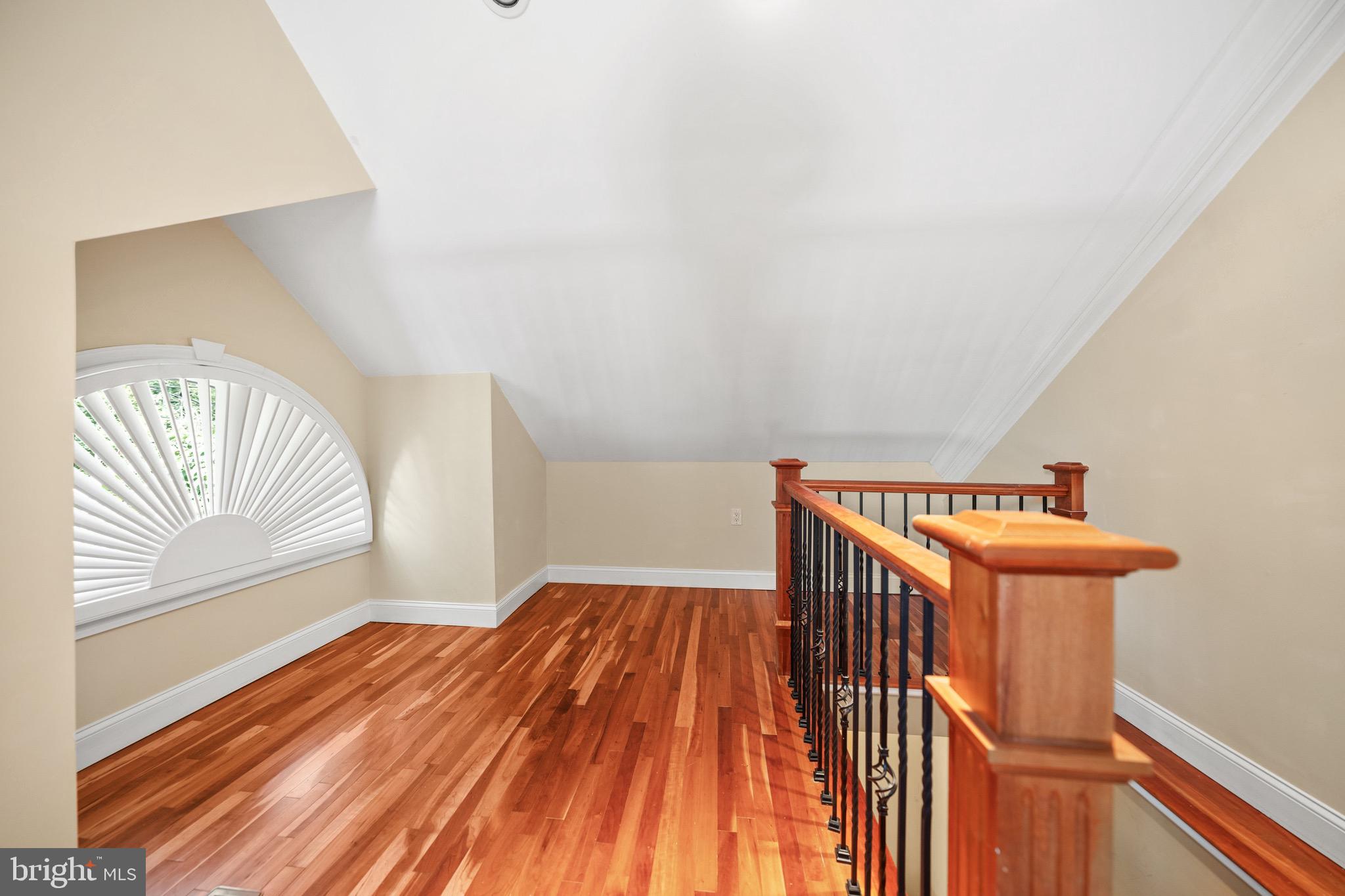 WESTHAMPTON - Residential