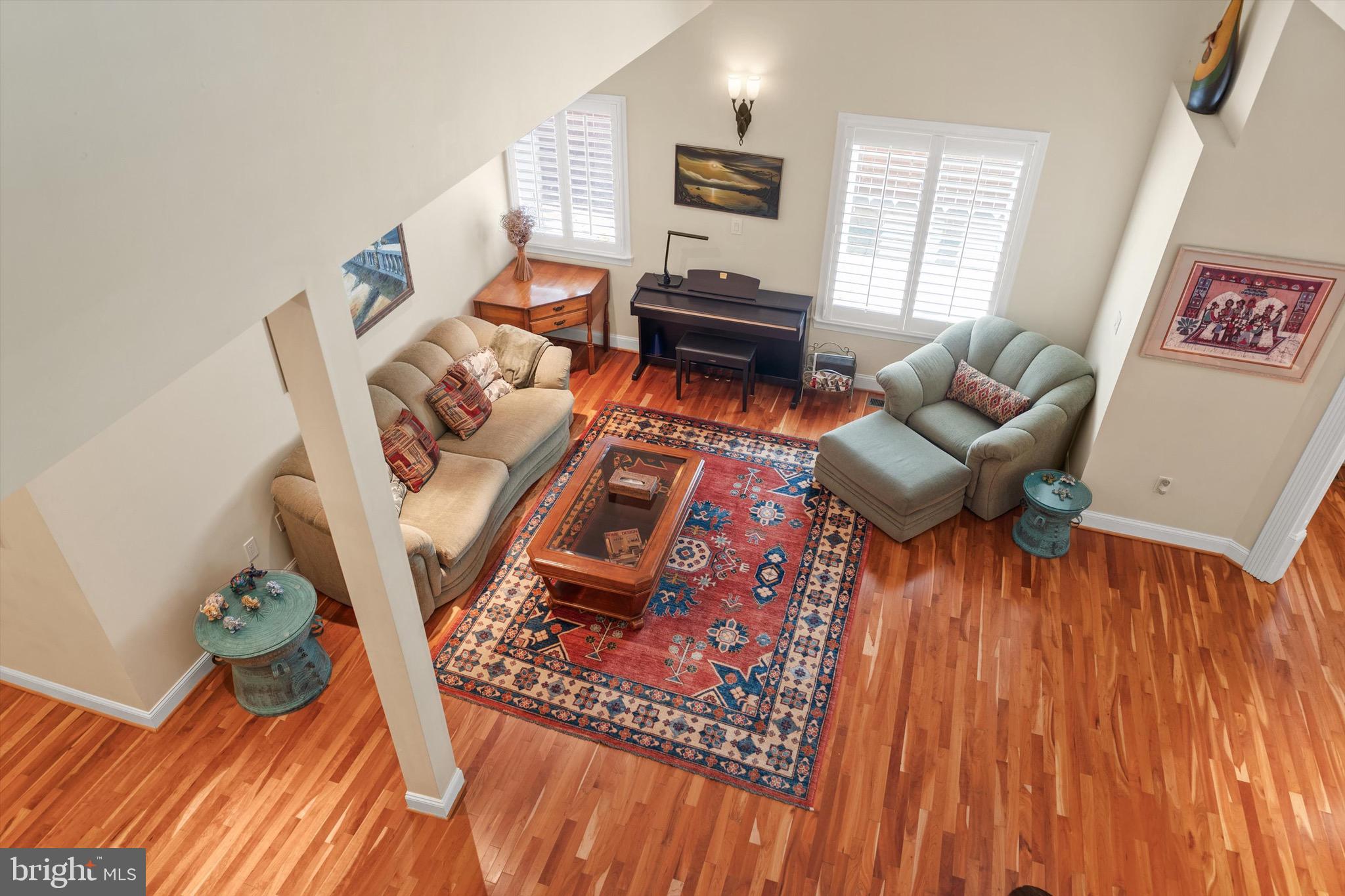 WESTHAMPTON - Residential