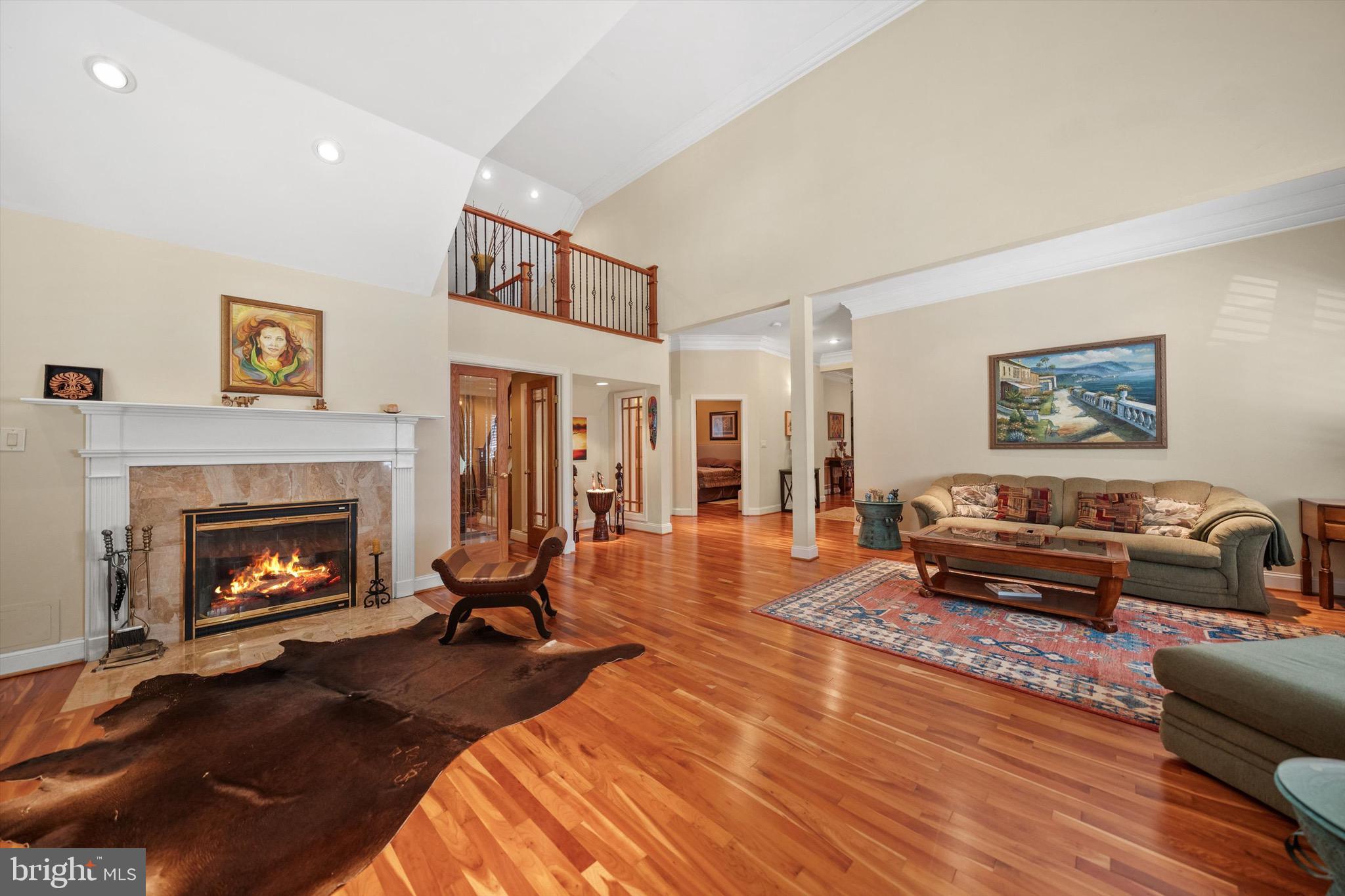 WESTHAMPTON - Residential