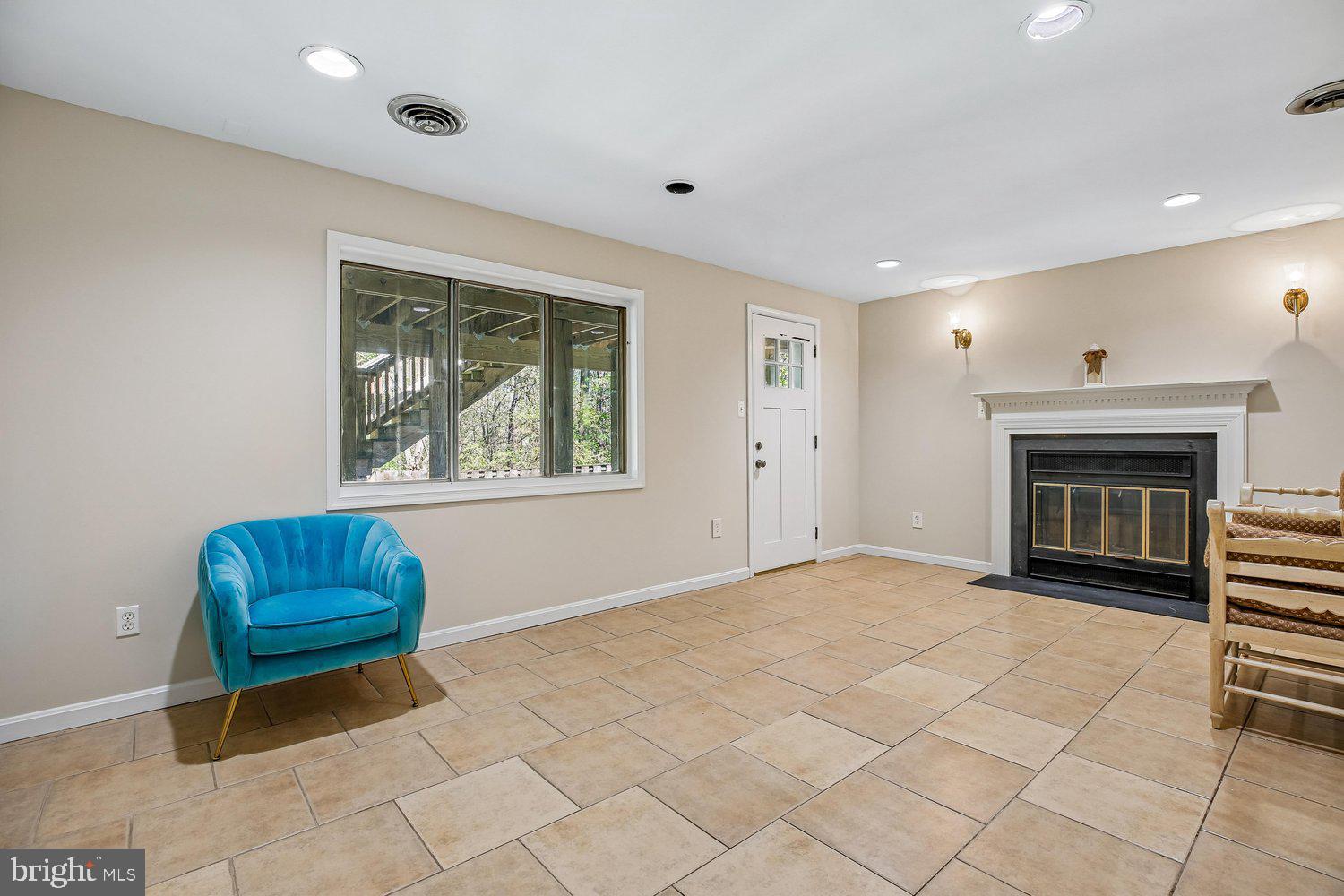 SWEEPSTAKES - Residential