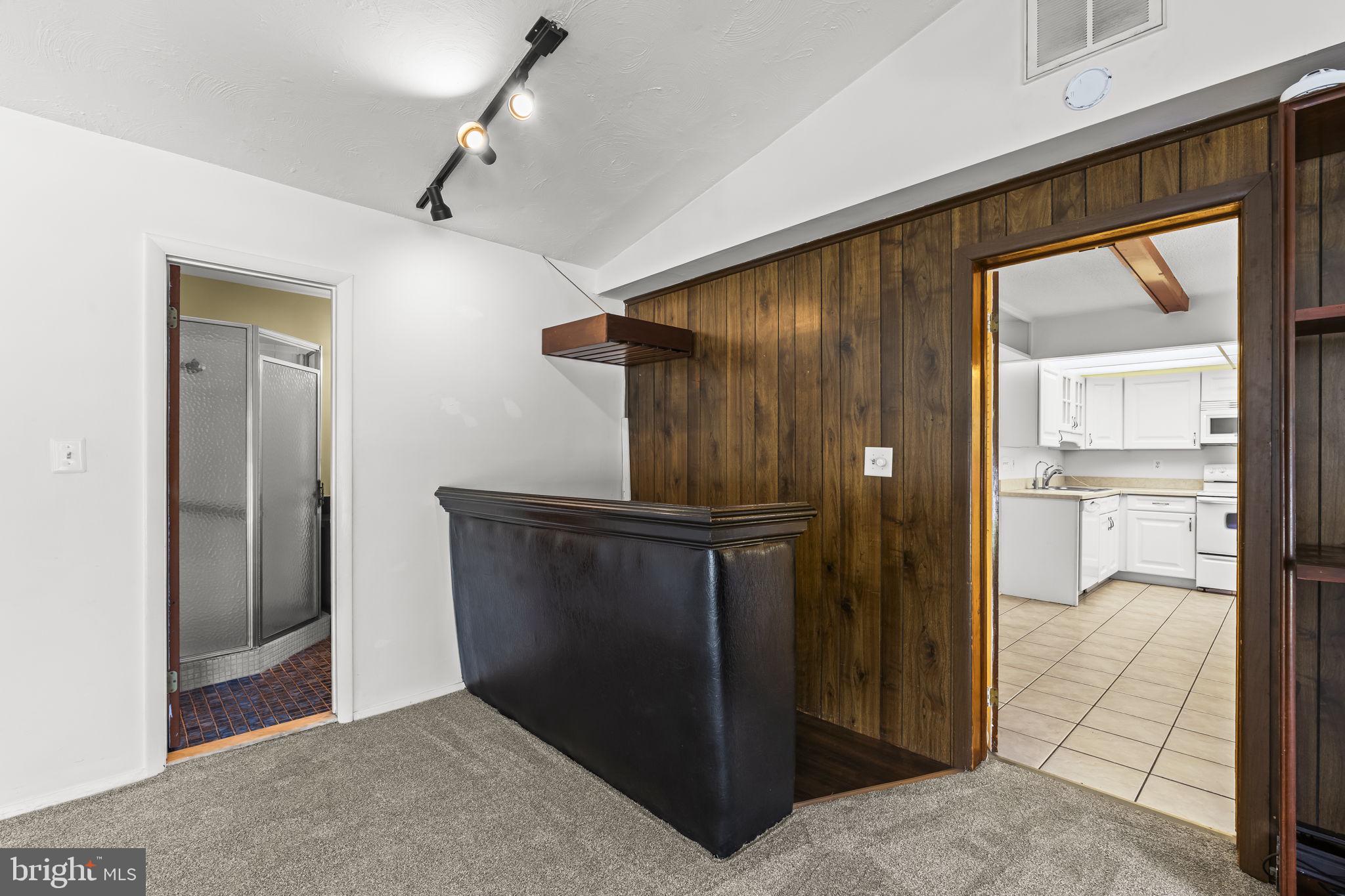 WOODHOLME - Residential
