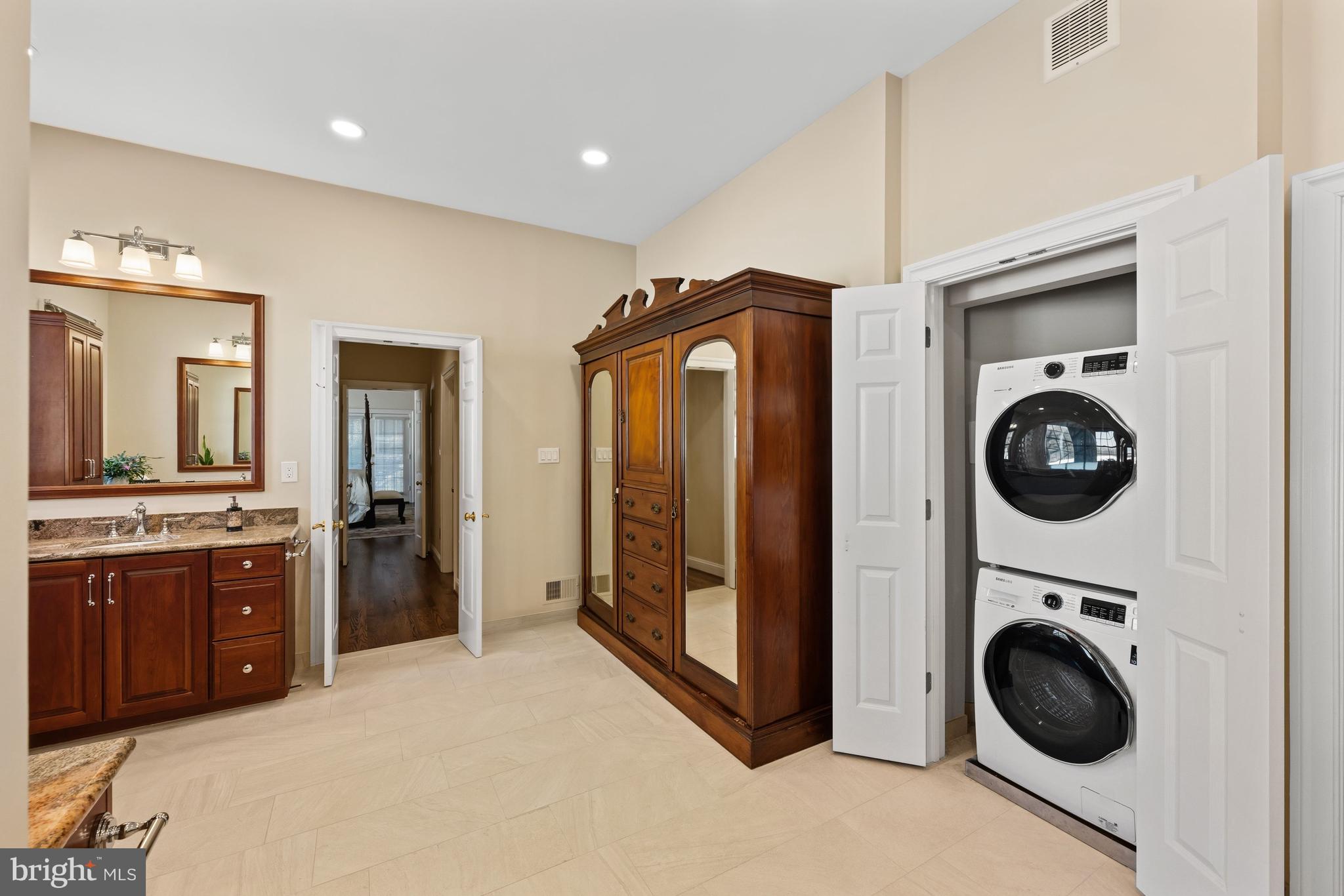 AVENEL - Residential