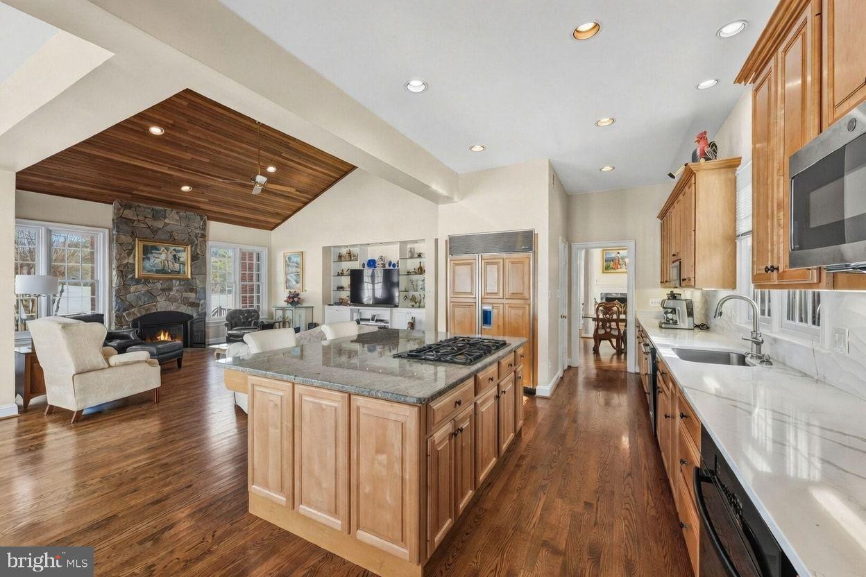 AVENEL - Residential