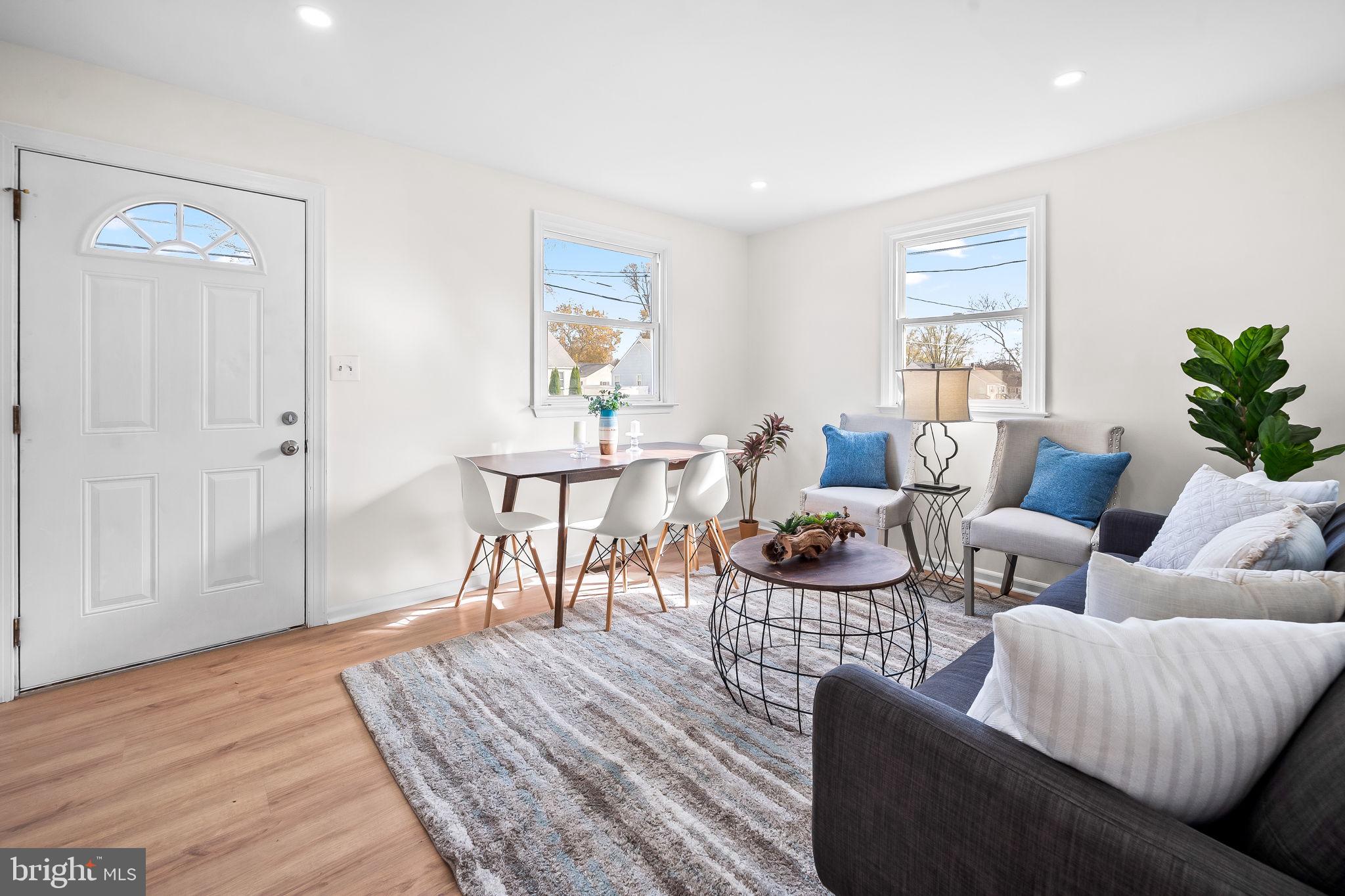 LYNDHURST - Residential