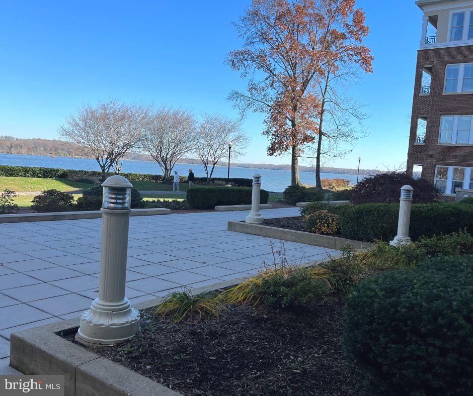 BELMONT BAY - Residential Lease