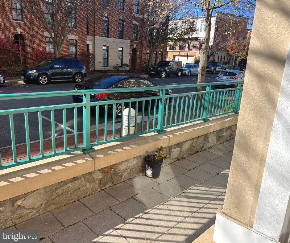 BELMONT BAY - Residential Lease