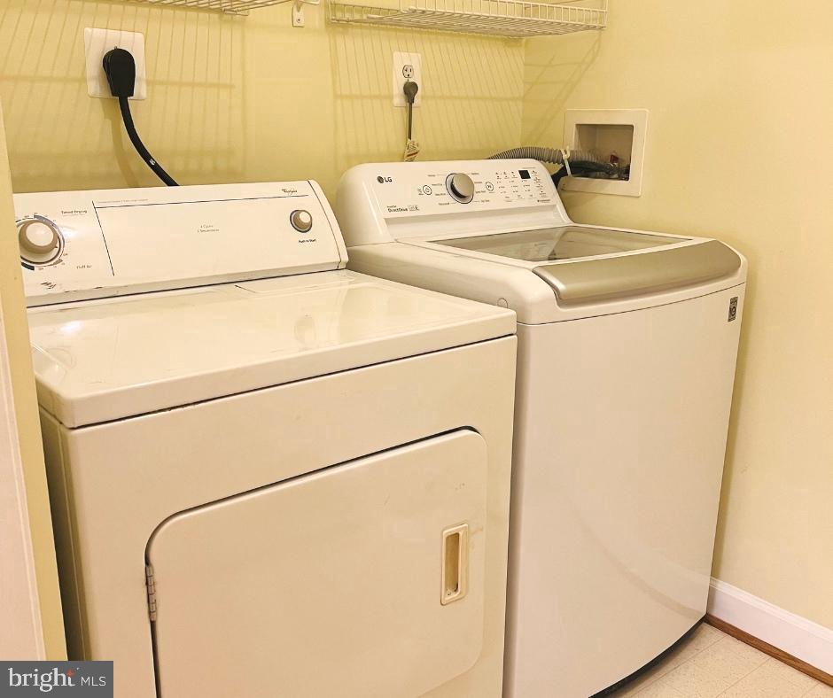 BELMONT BAY - Residential Lease