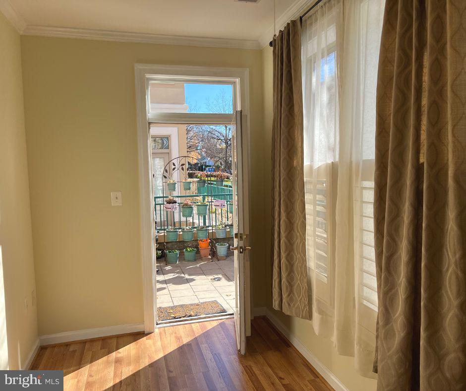 BELMONT BAY - Residential Lease