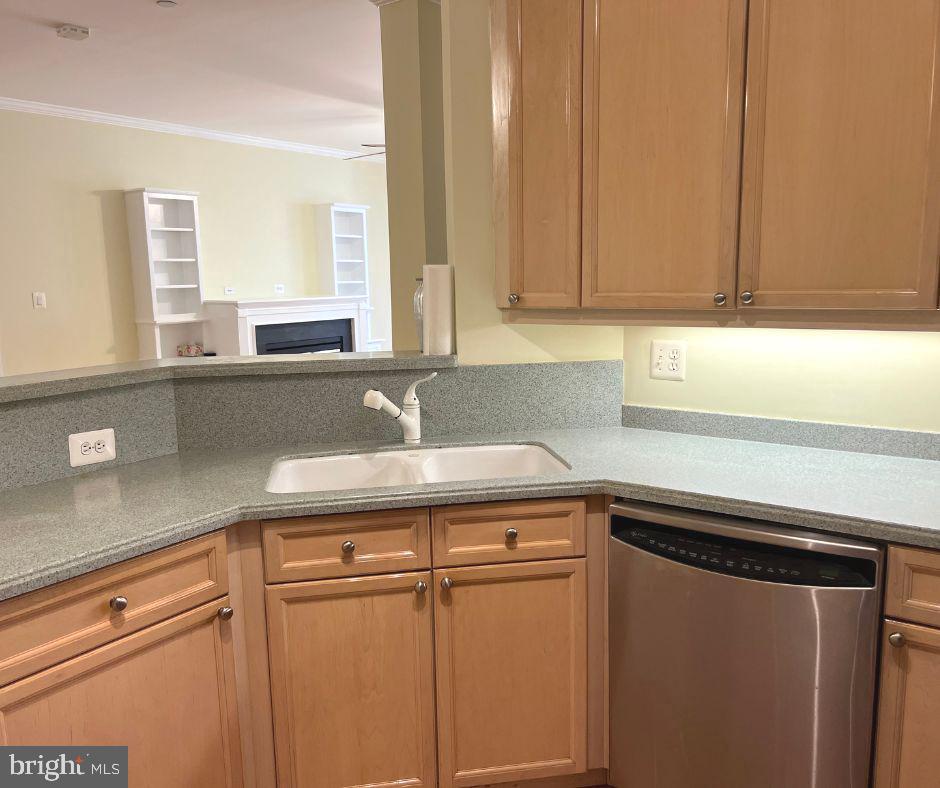 BELMONT BAY - Residential Lease