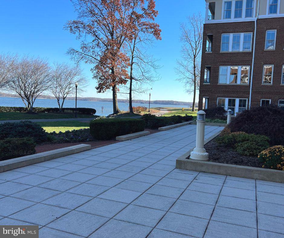 BELMONT BAY - Residential Lease