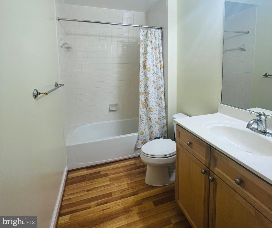 BELMONT BAY - Residential Lease