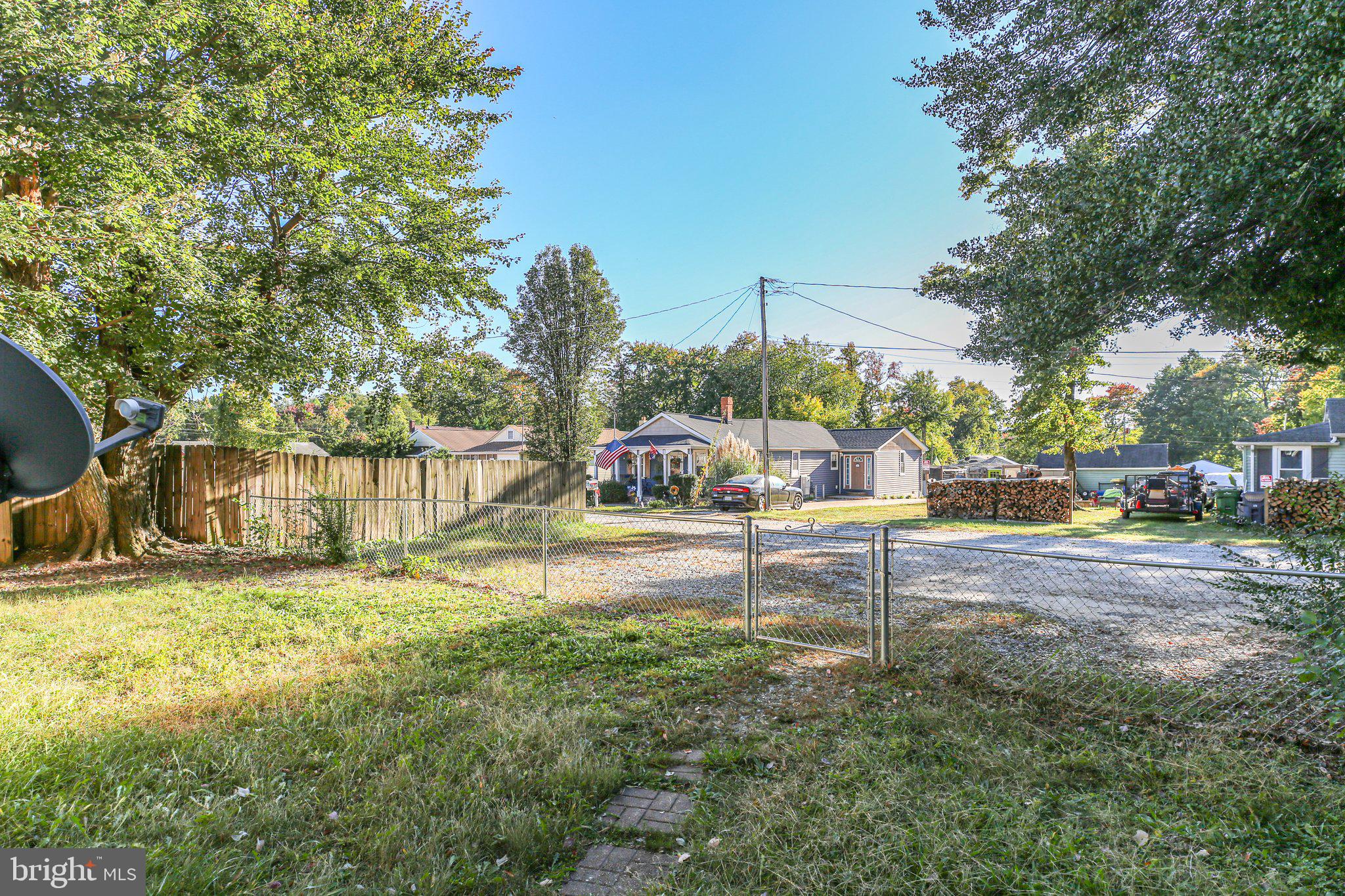 ROSELAND - Residential