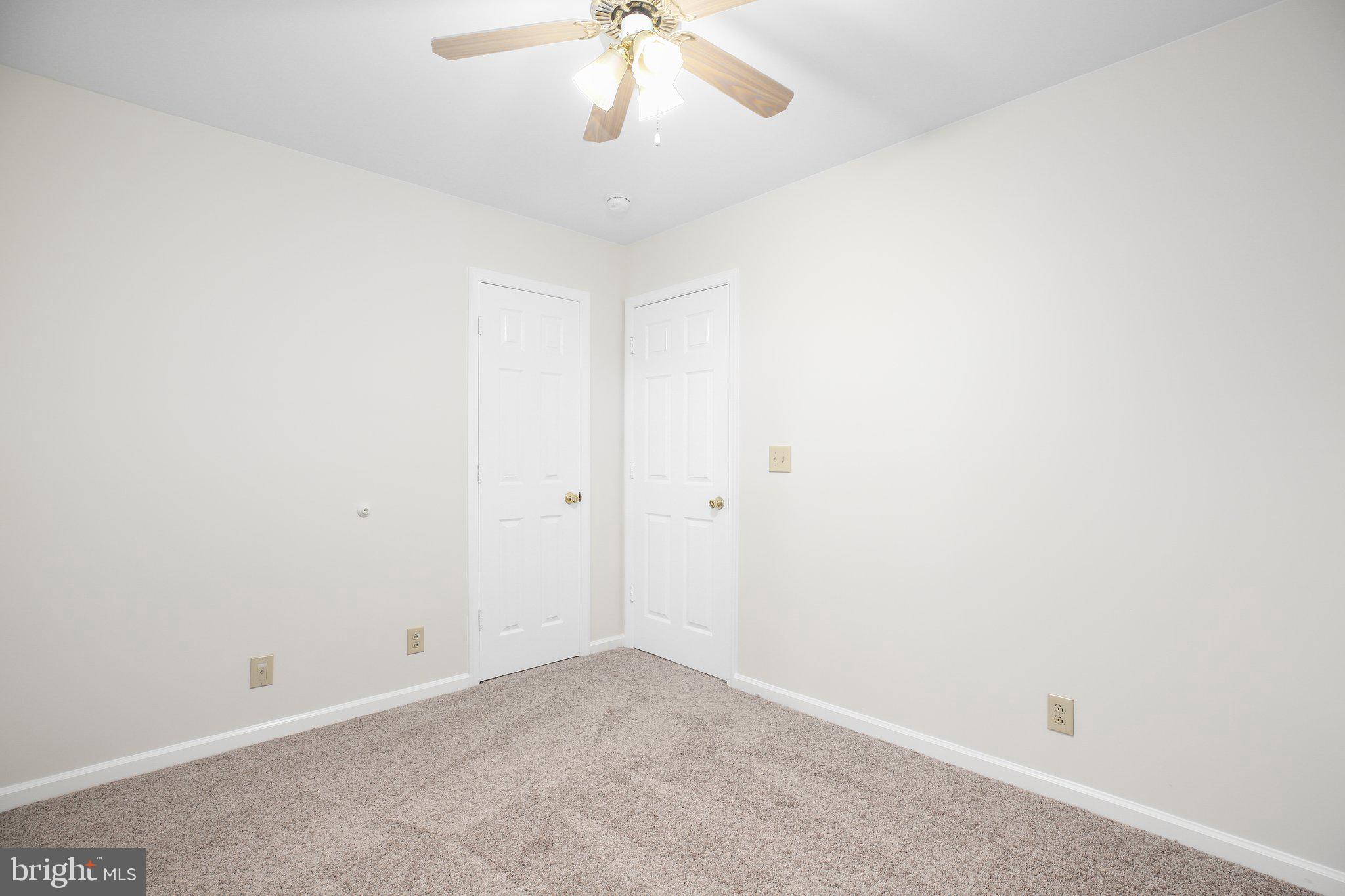 ROSELAND - Residential