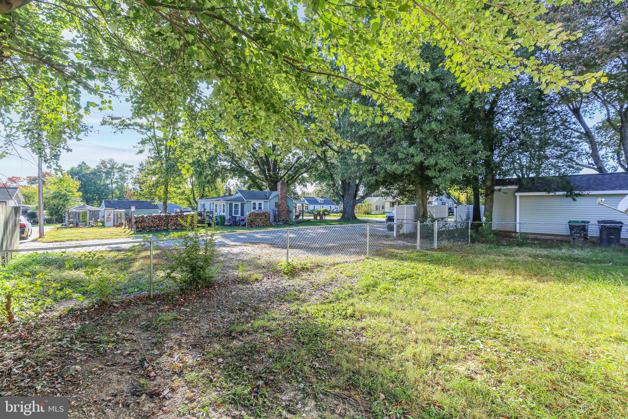 ROSELAND - Residential