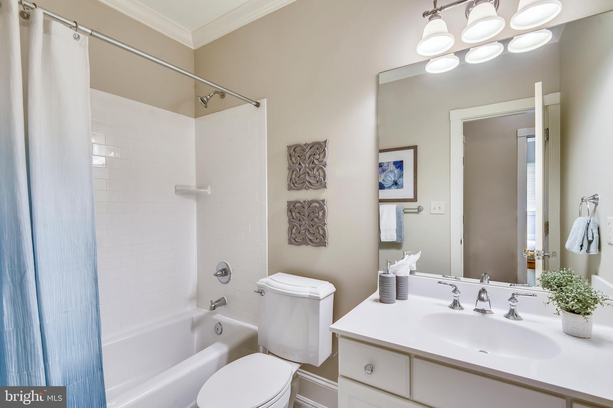 WOODMONT - Residential