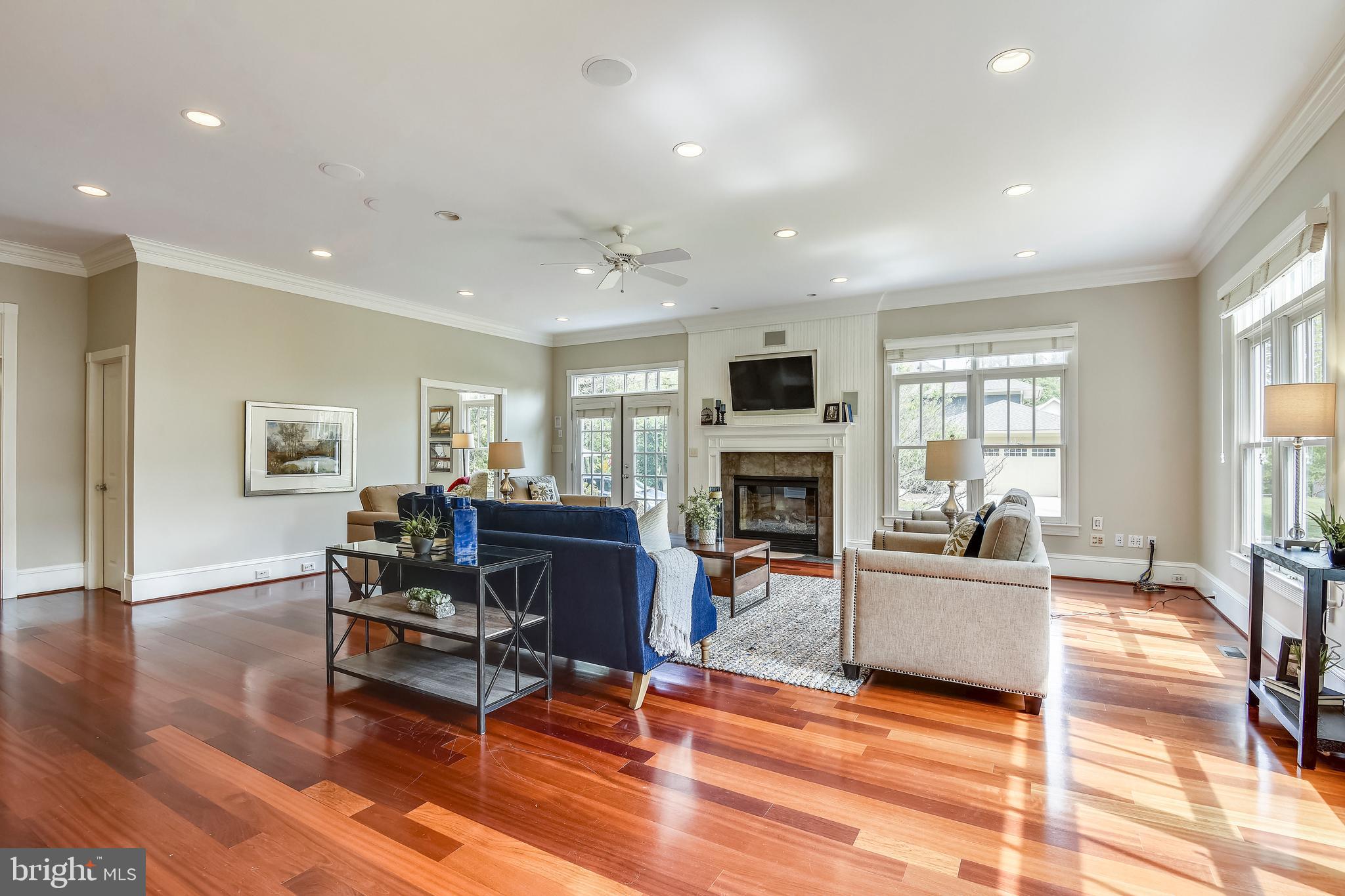 WOODMONT - Residential