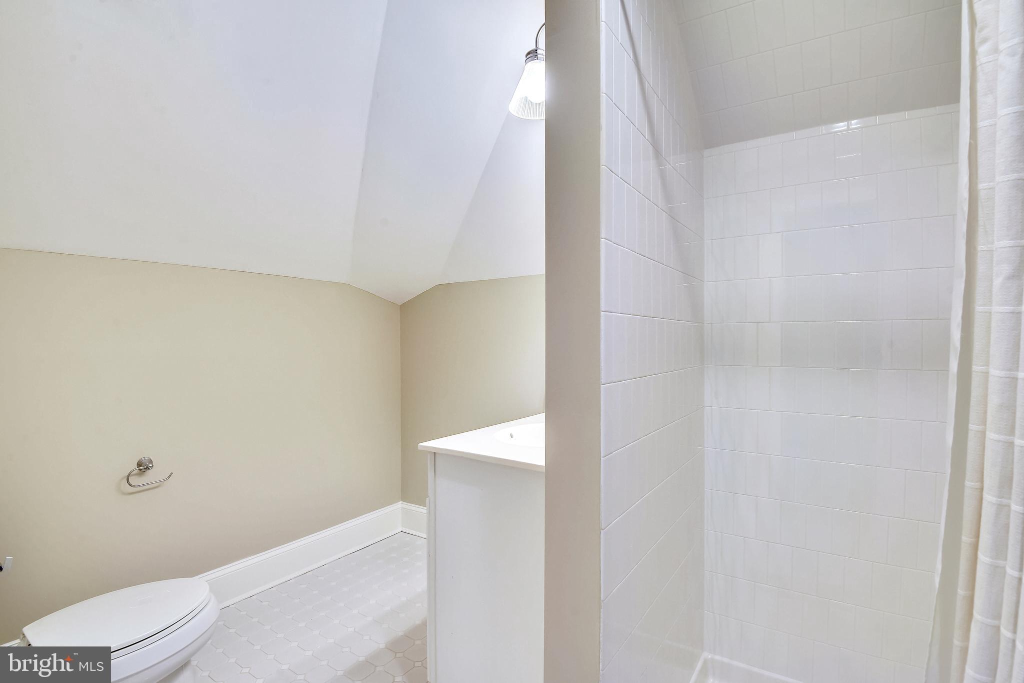 WOODMONT - Residential