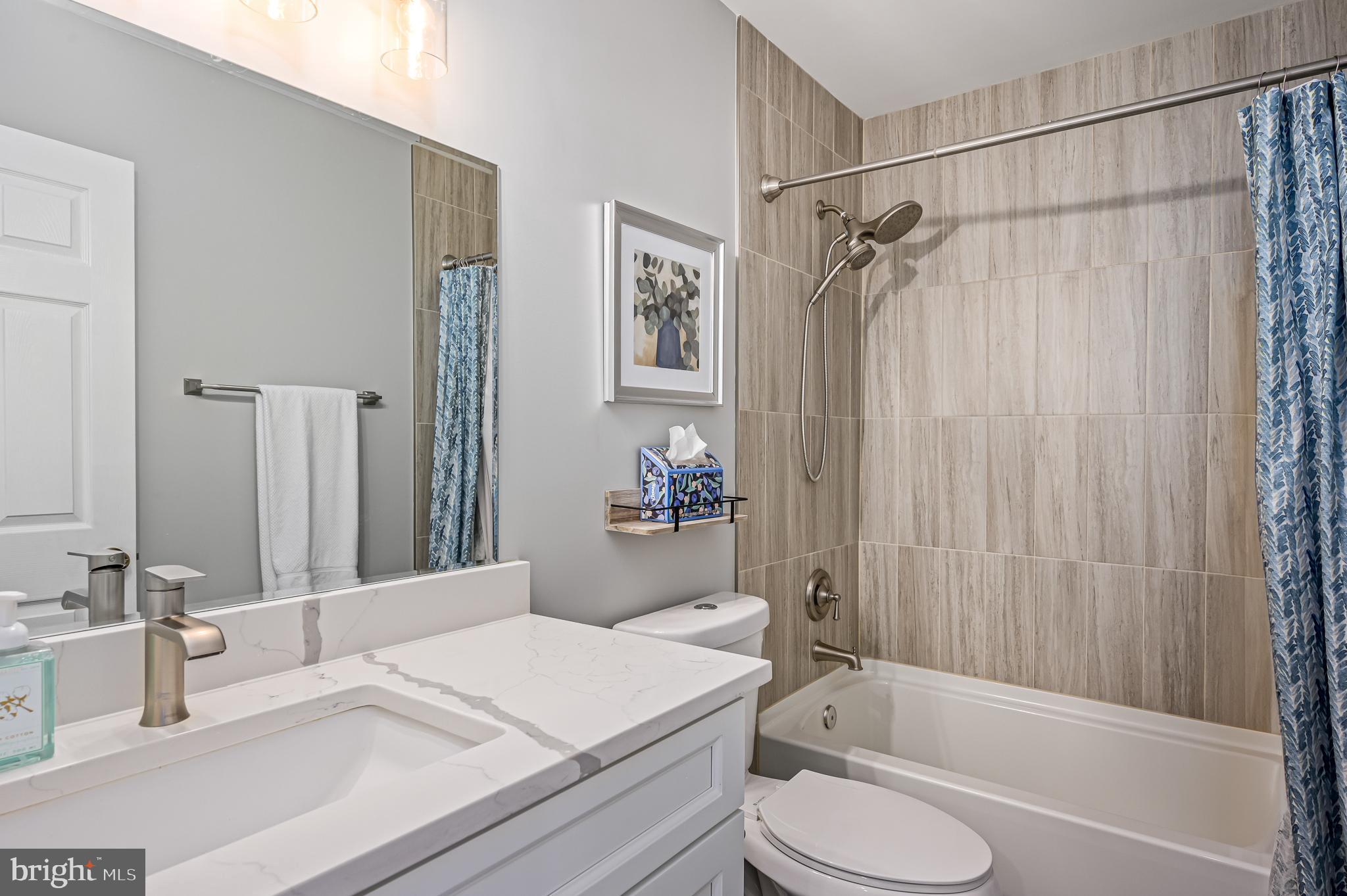 ASHBURN FARM - Residential