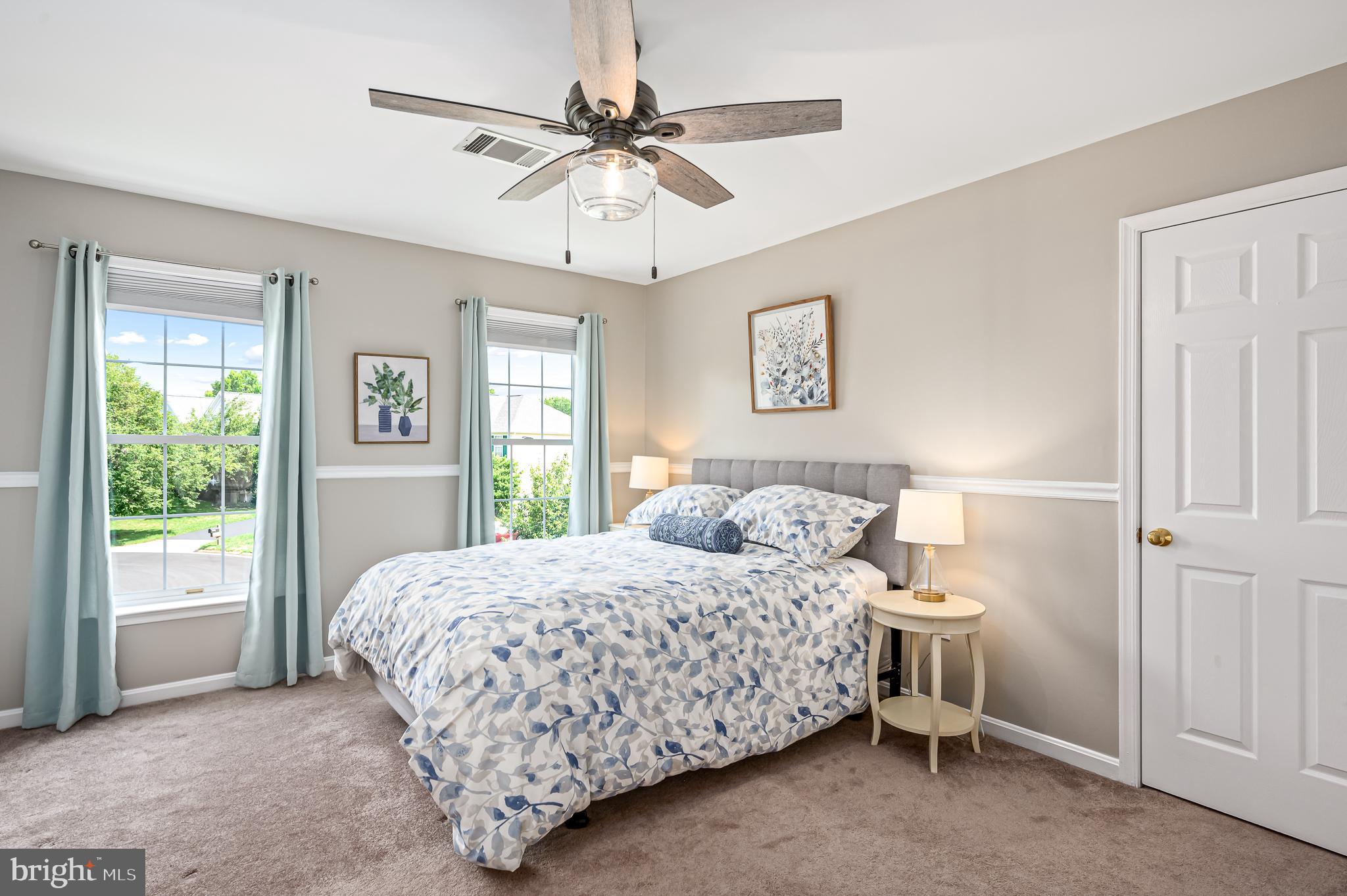 ASHBURN FARM - Residential