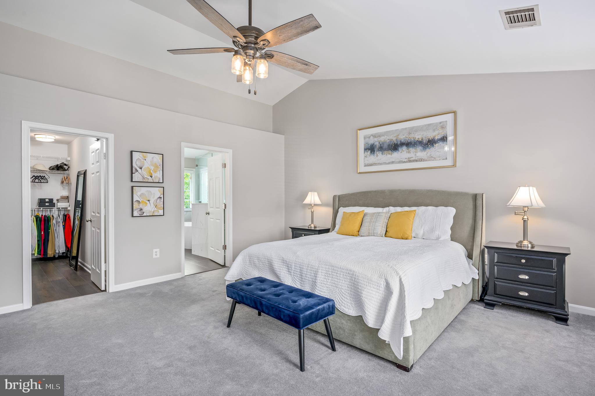 ASHBURN FARM - Residential