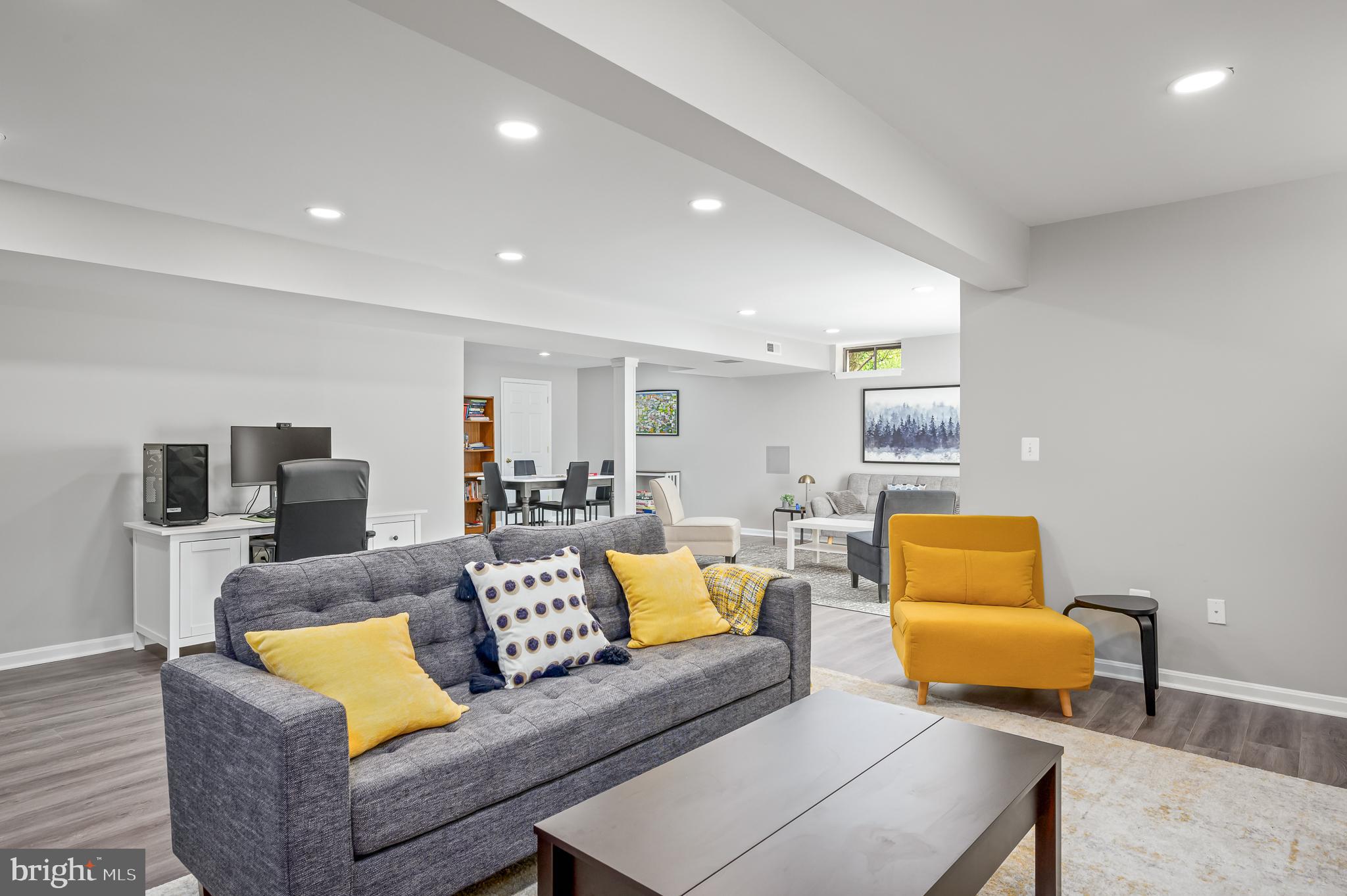 ASHBURN FARM - Residential