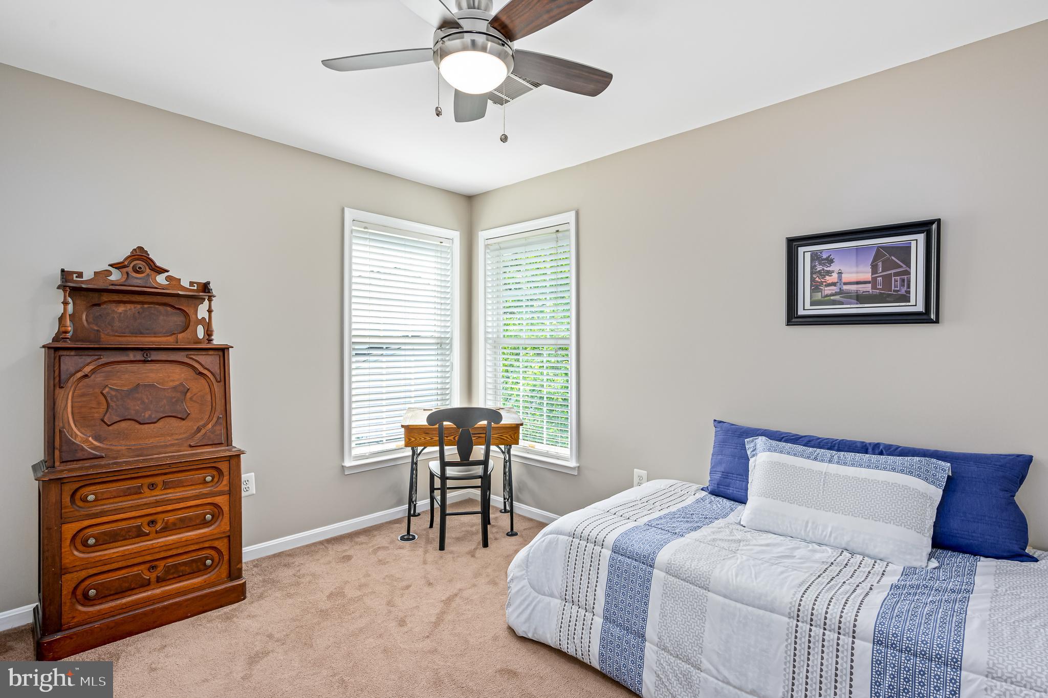 ASHBURN FARM - Residential