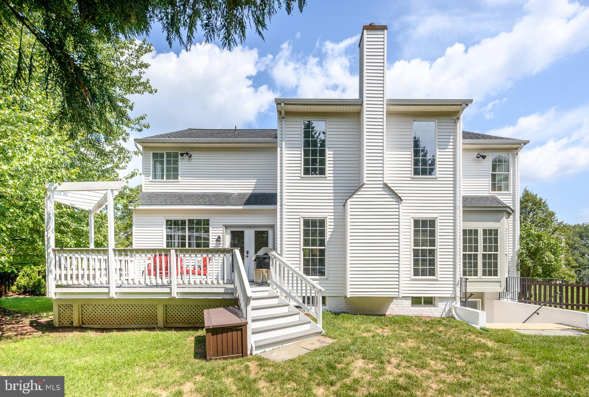 ASHBURN FARM - Residential