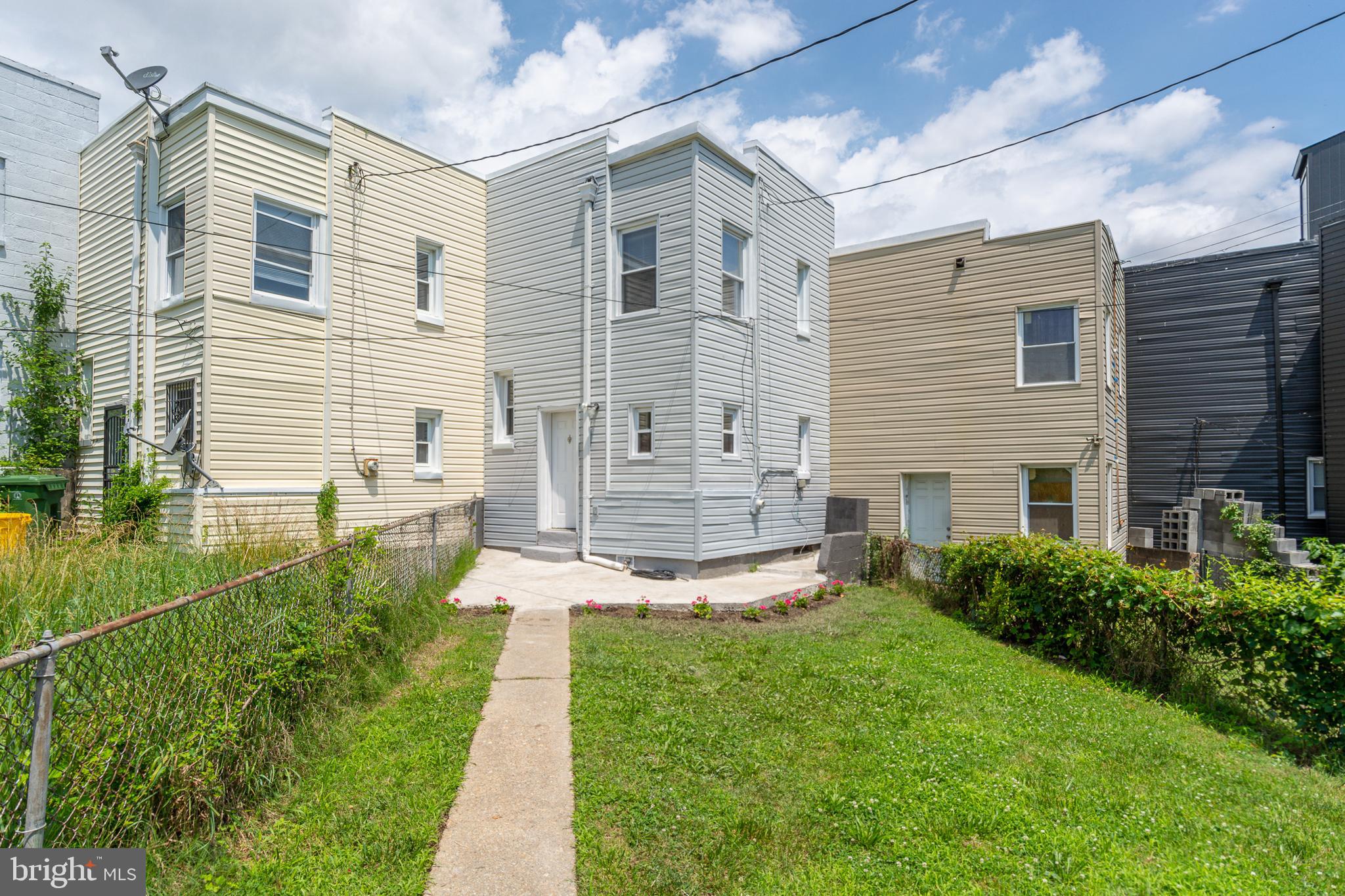 BALTIMORE HIGHLANDS - Residential