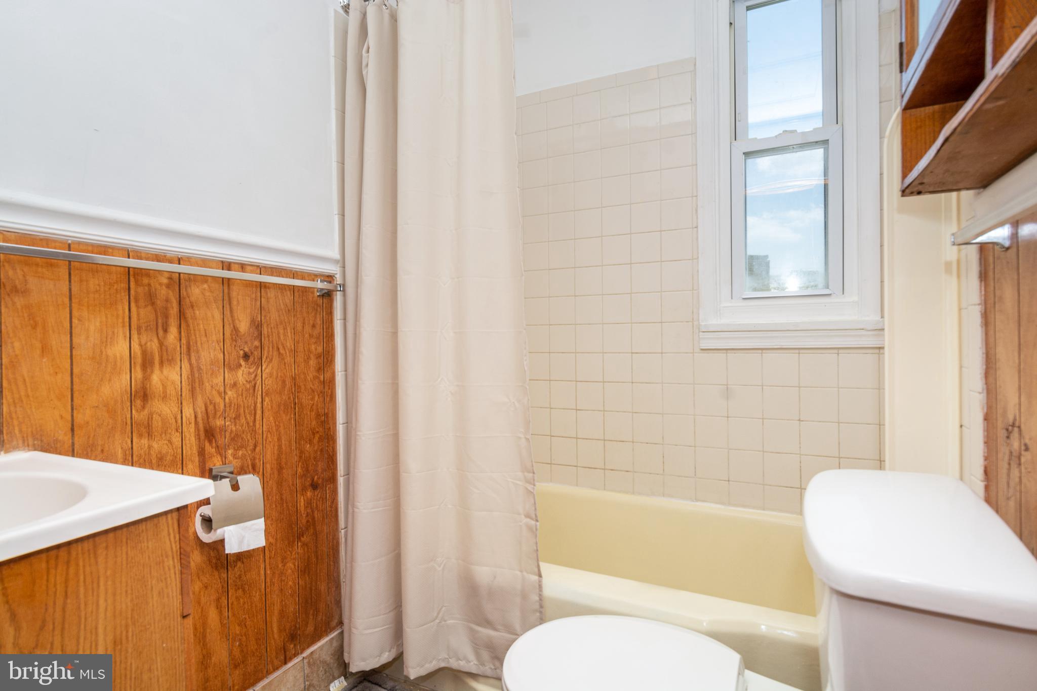 BALTIMORE HIGHLANDS - Residential