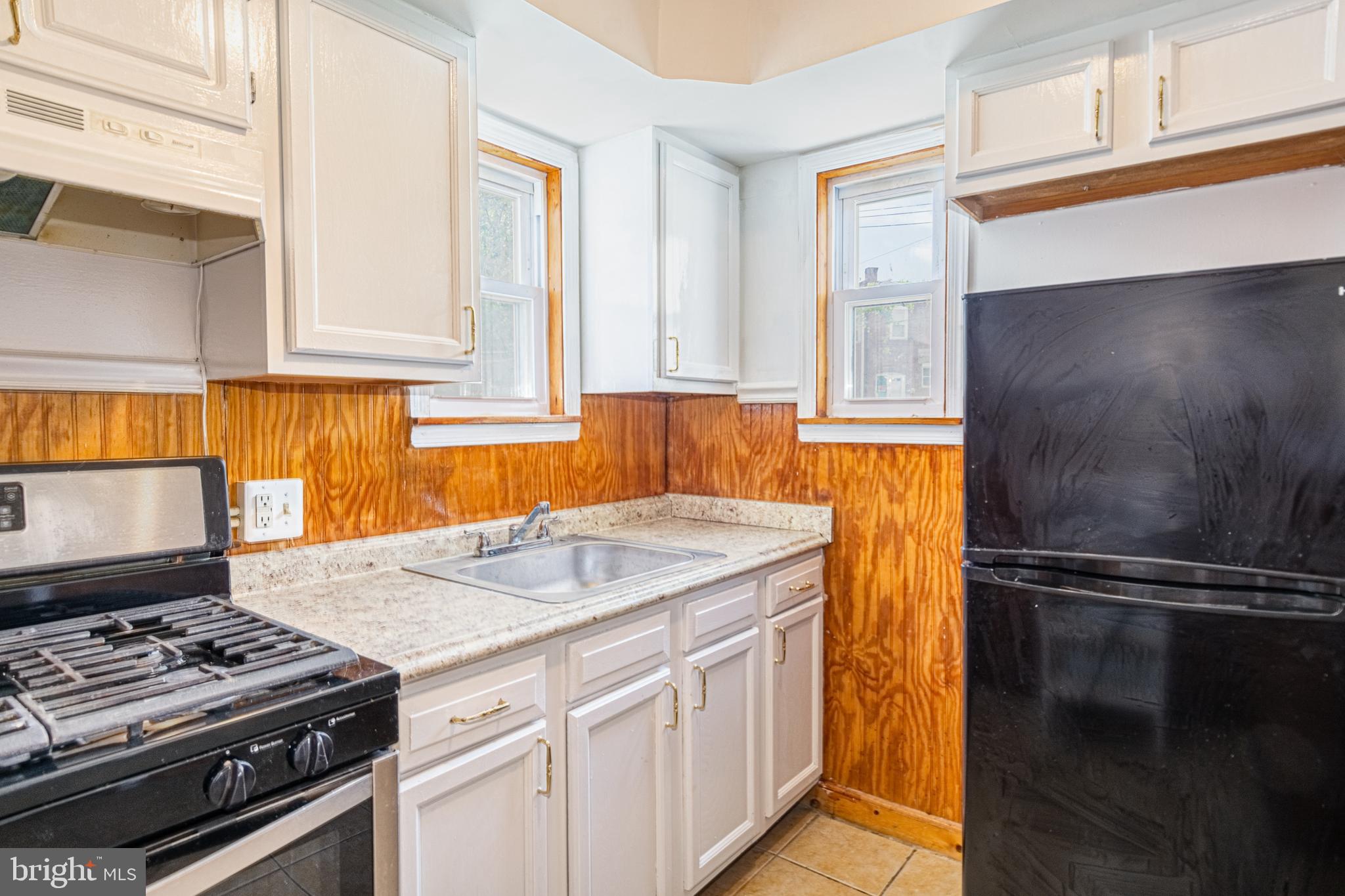 BALTIMORE HIGHLANDS - Residential