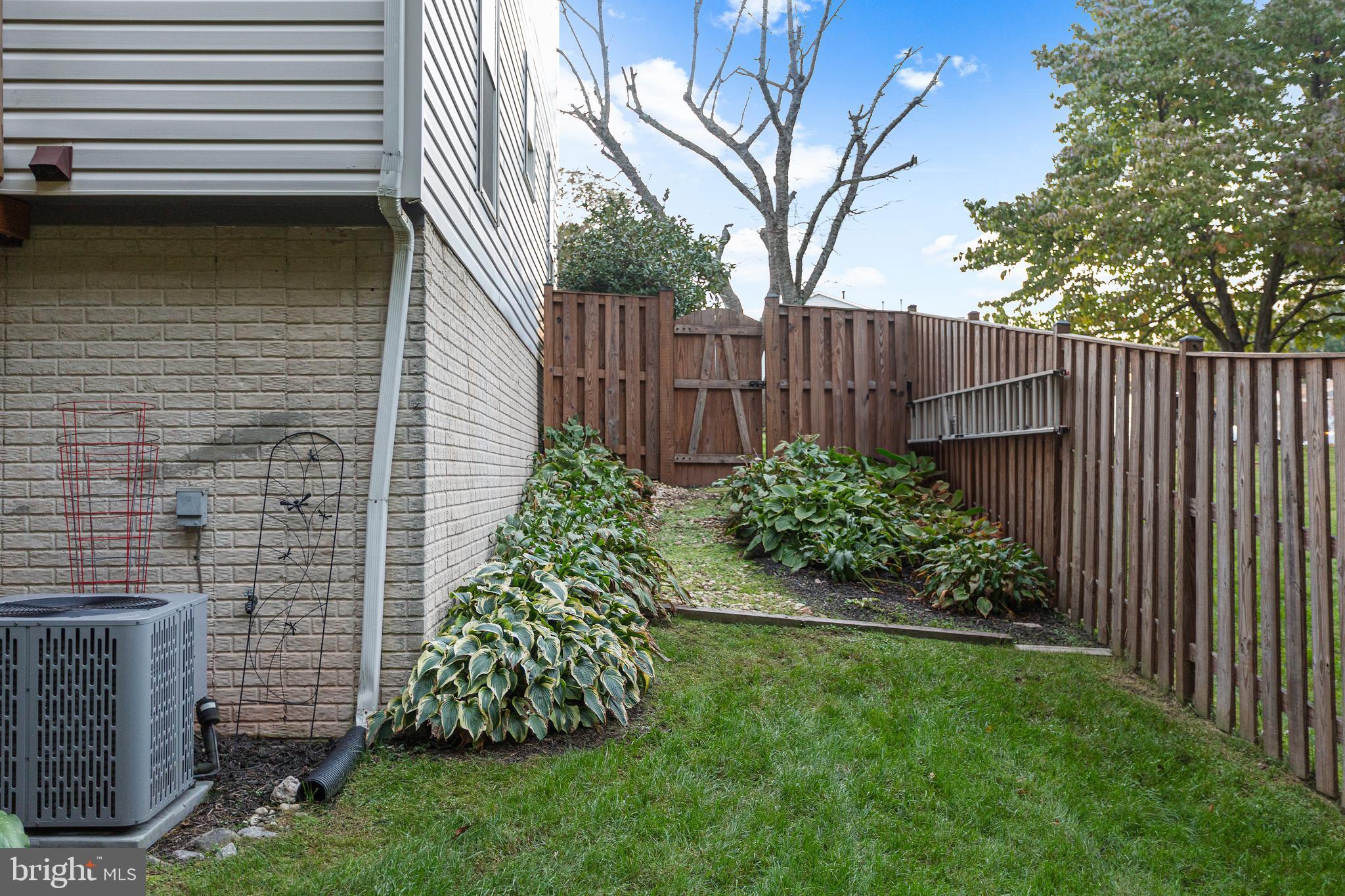 DALE CITY - Residential