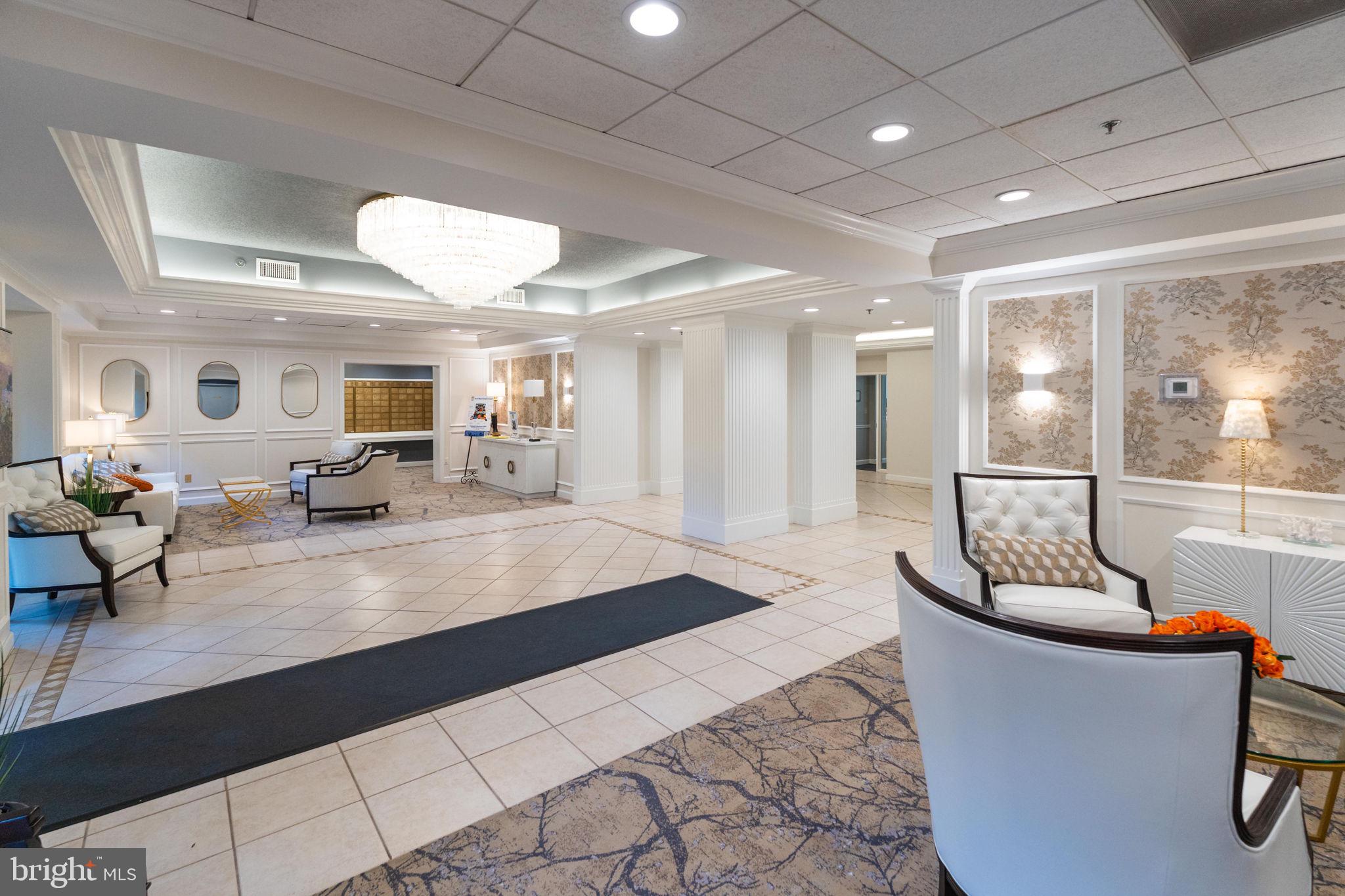 LANSDOWNE WOODS - Residential