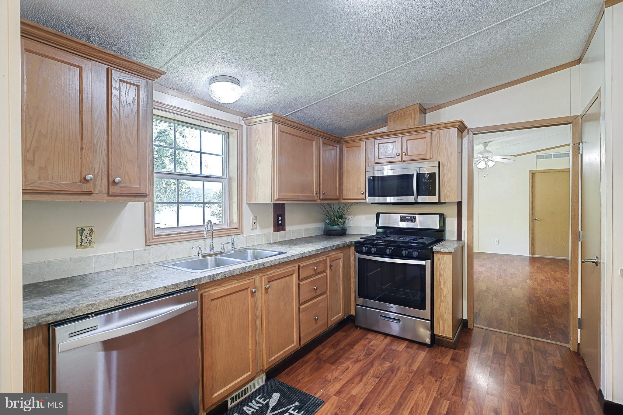 MAGNOLIA SPRINGS - Residential