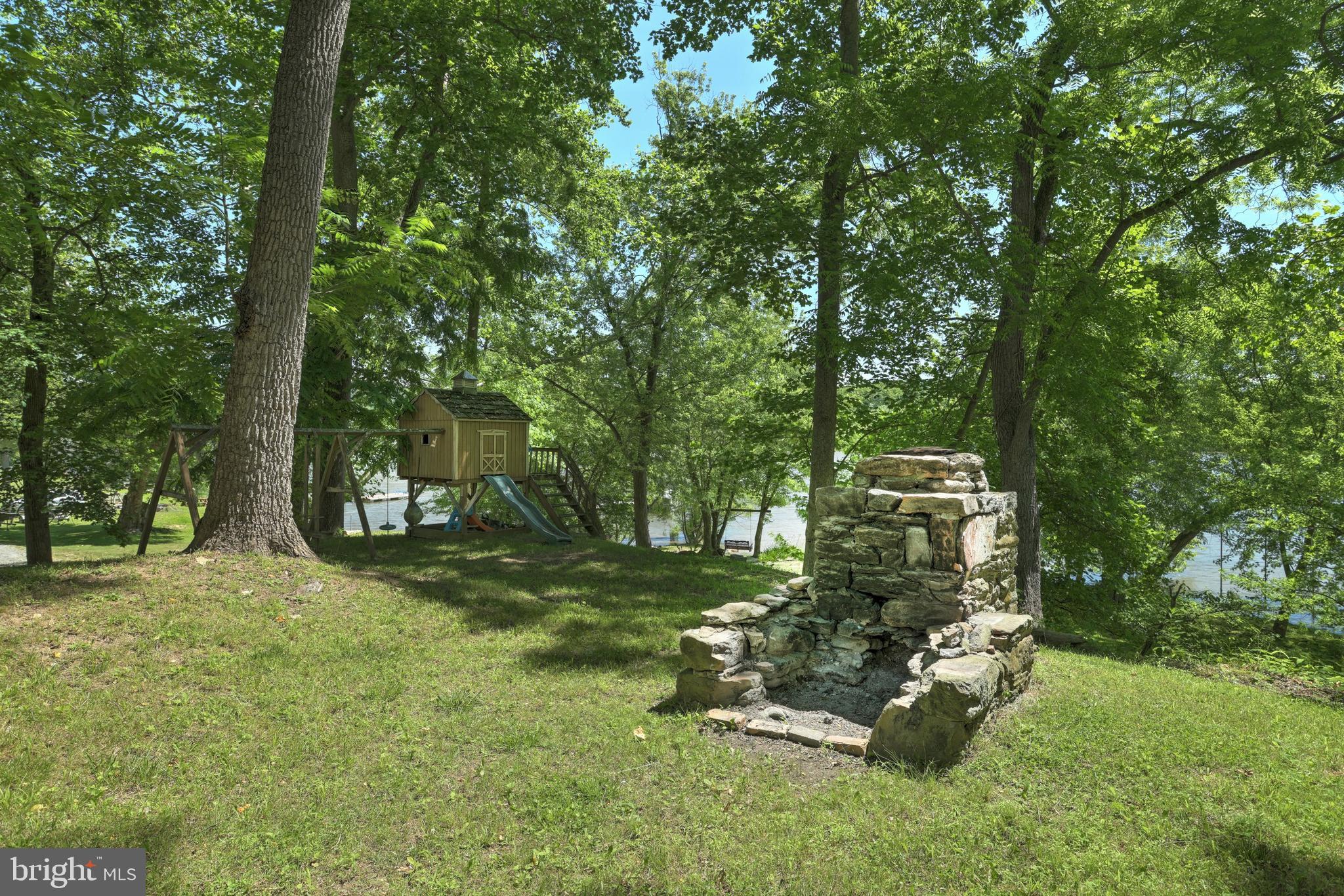 MAGNOLIA SPRINGS - Residential