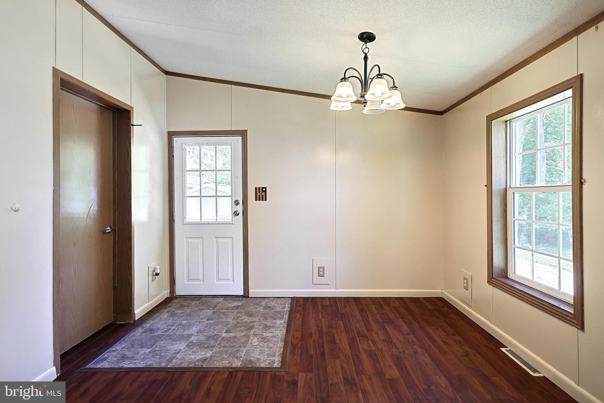 MAGNOLIA SPRINGS - Residential