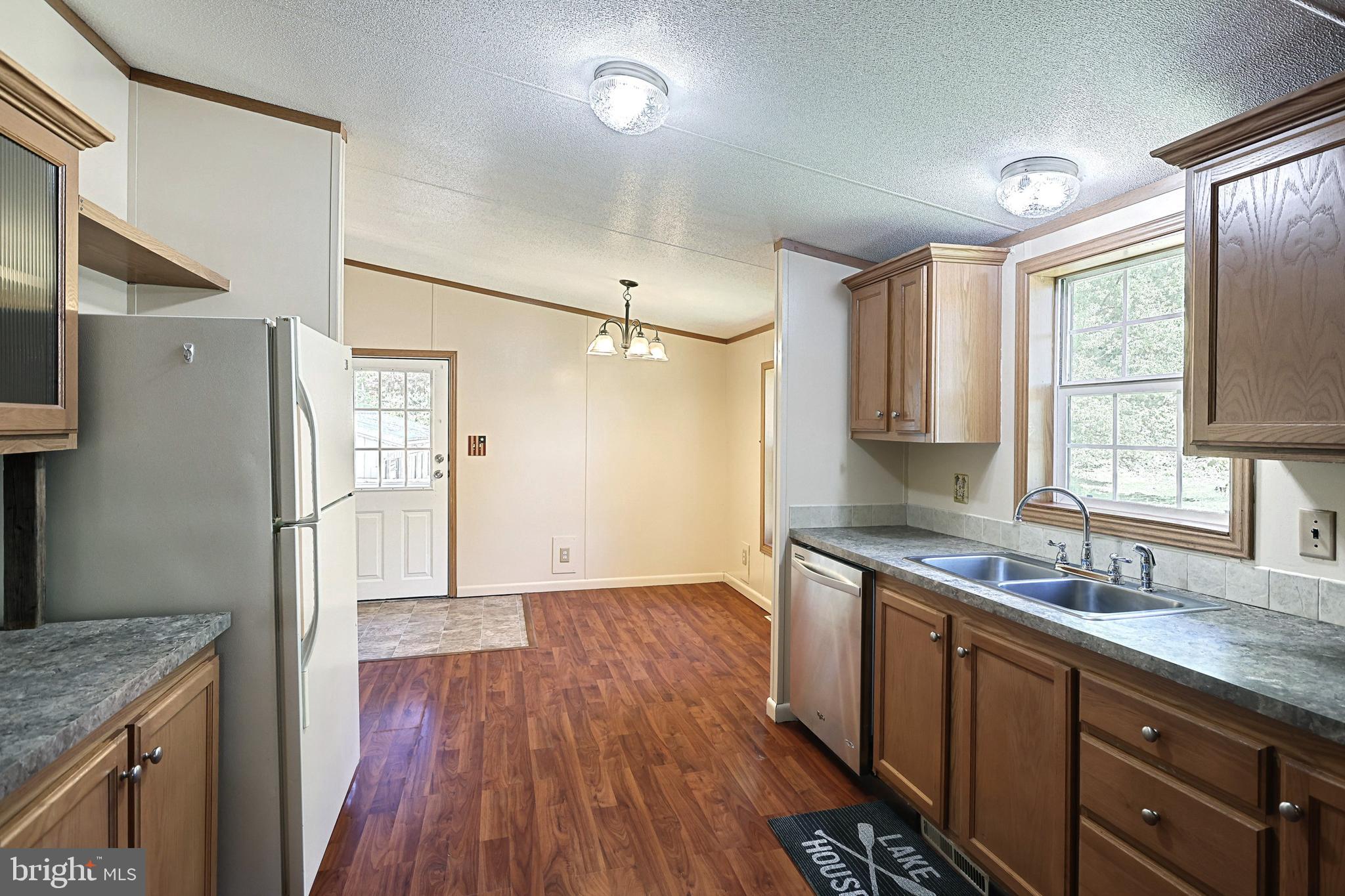 MAGNOLIA SPRINGS - Residential