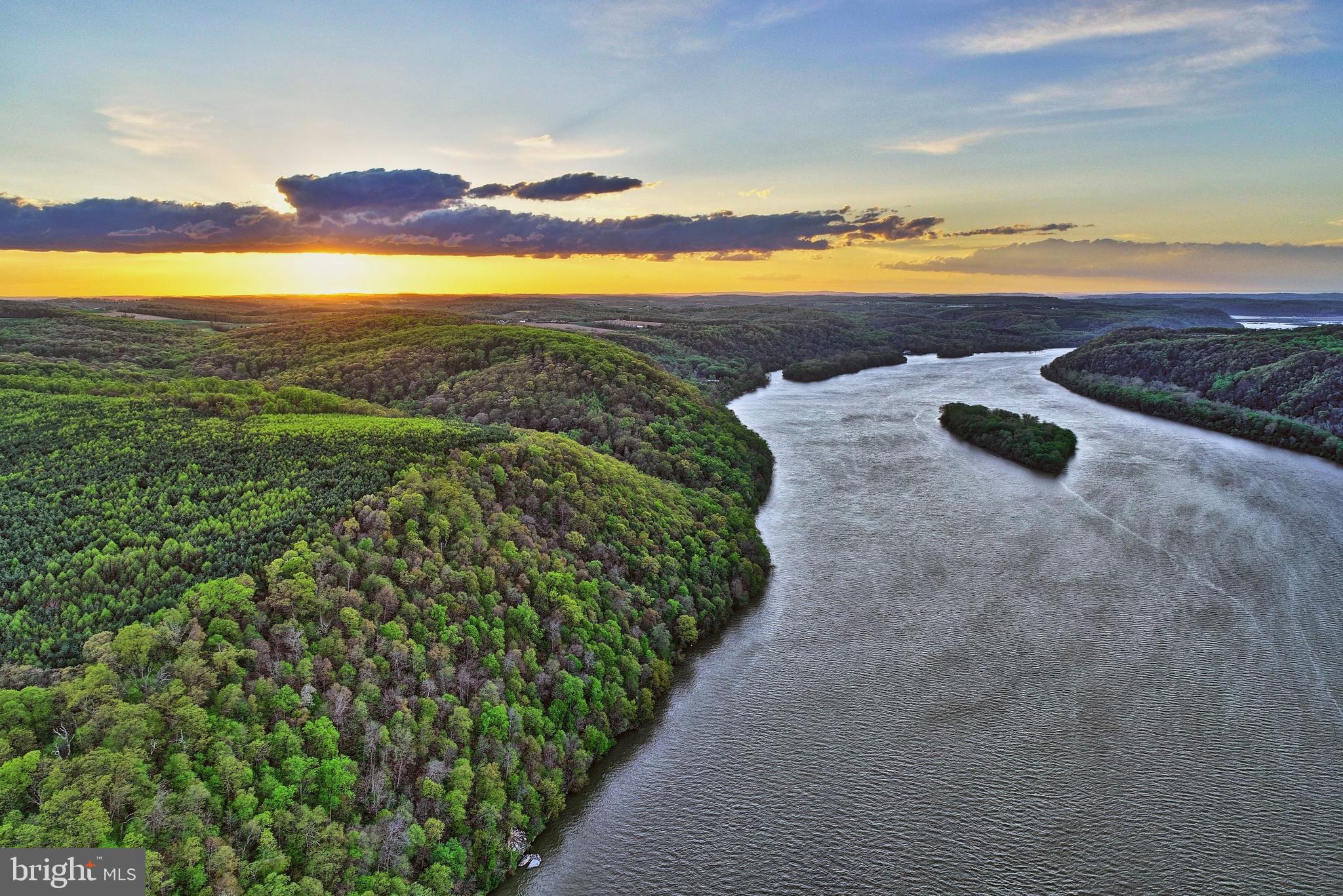 MAGNOLIA SPRINGS - Residential