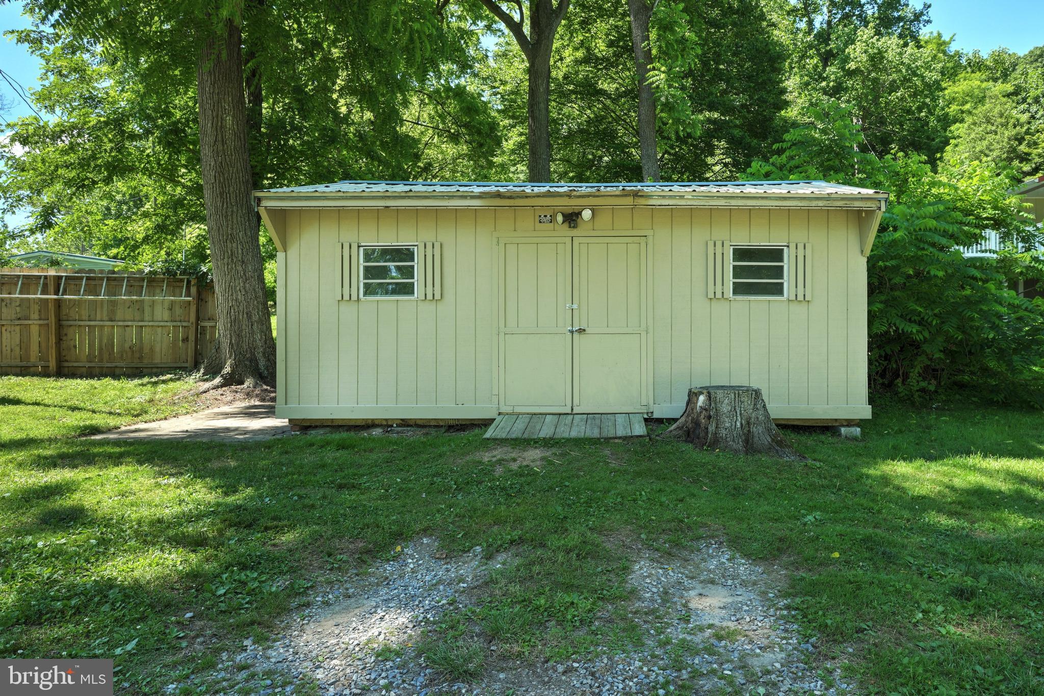 MAGNOLIA SPRINGS - Residential