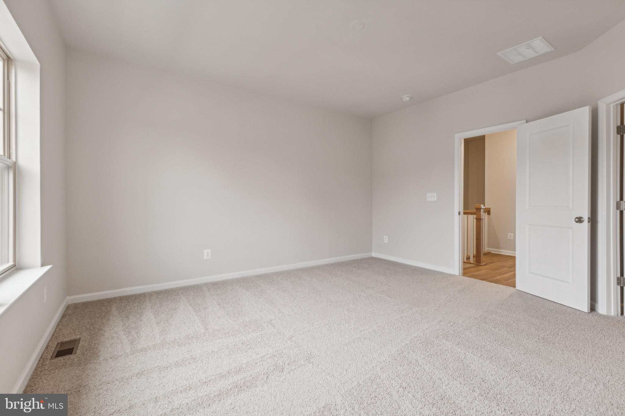 POTOMAC STATION MARKETPLACE - Residential