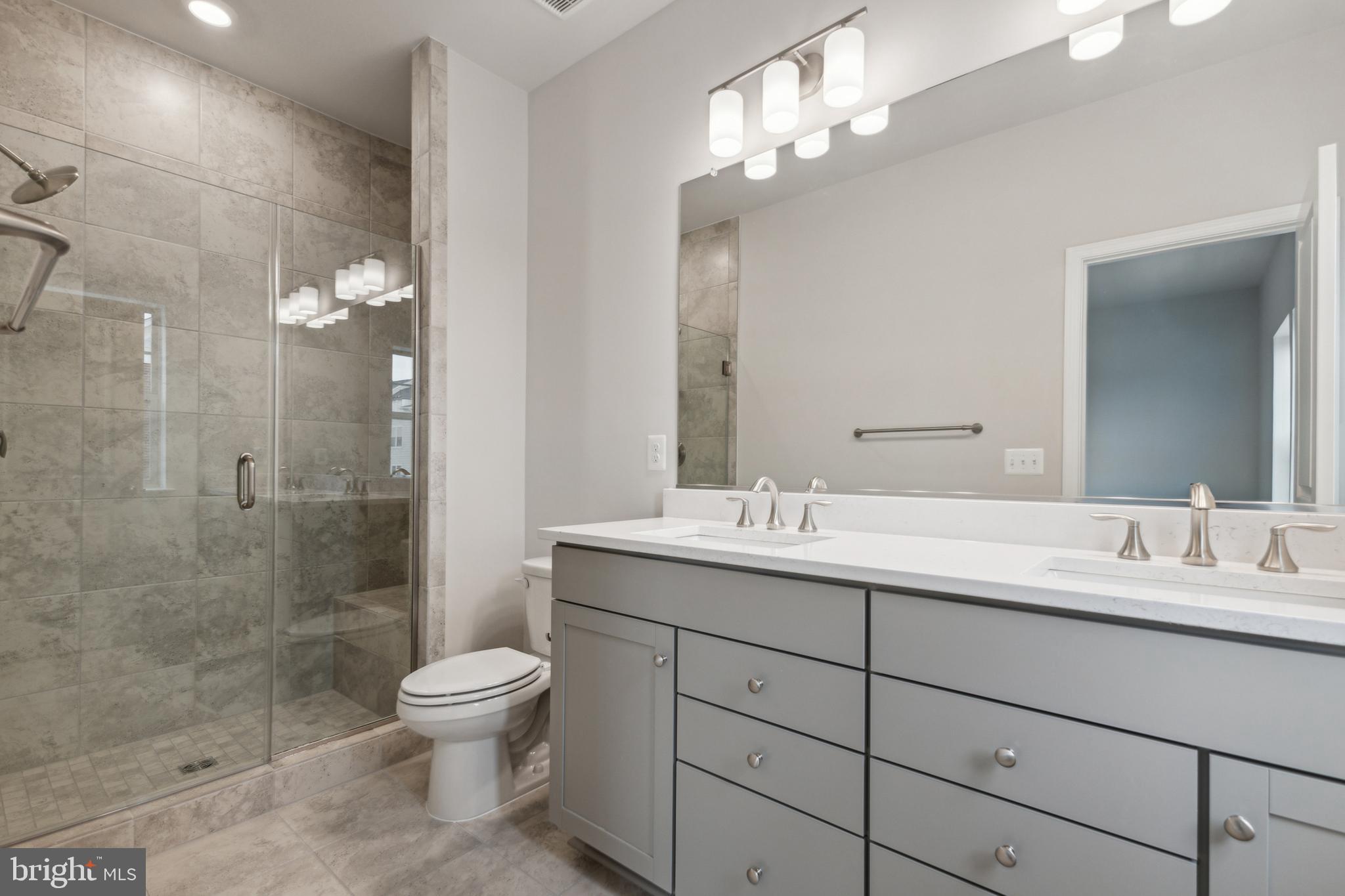 POTOMAC STATION MARKETPLACE - Residential