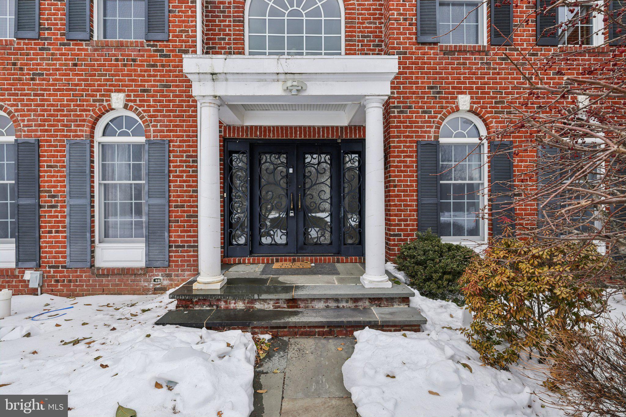 HIGH POINTE AT HOP - Residential