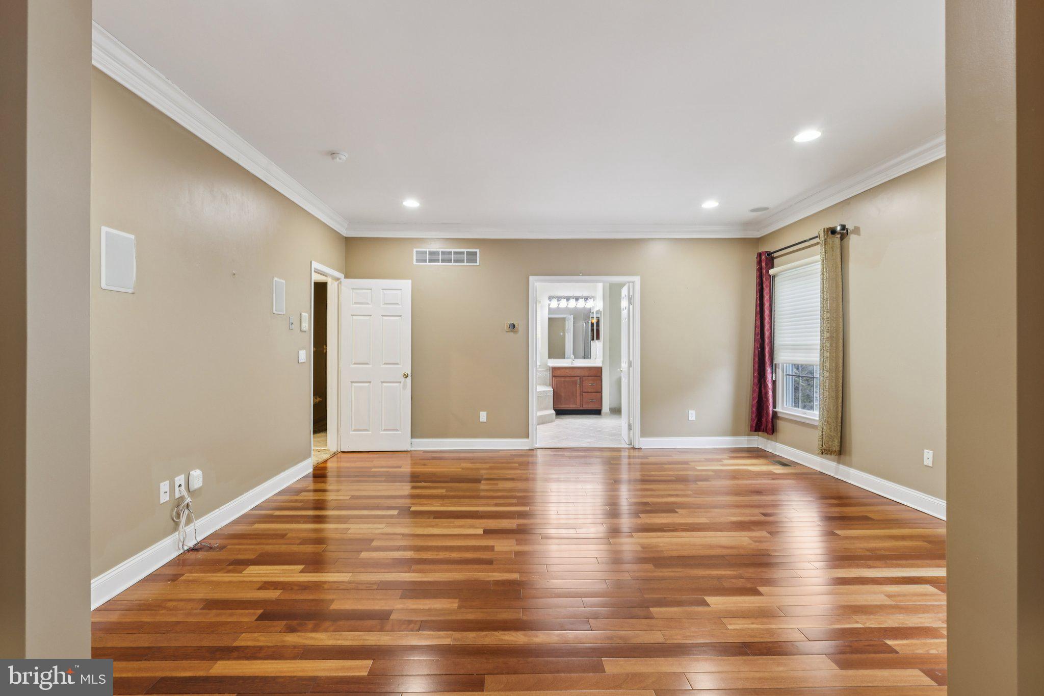 HIGH POINTE AT HOP - Residential