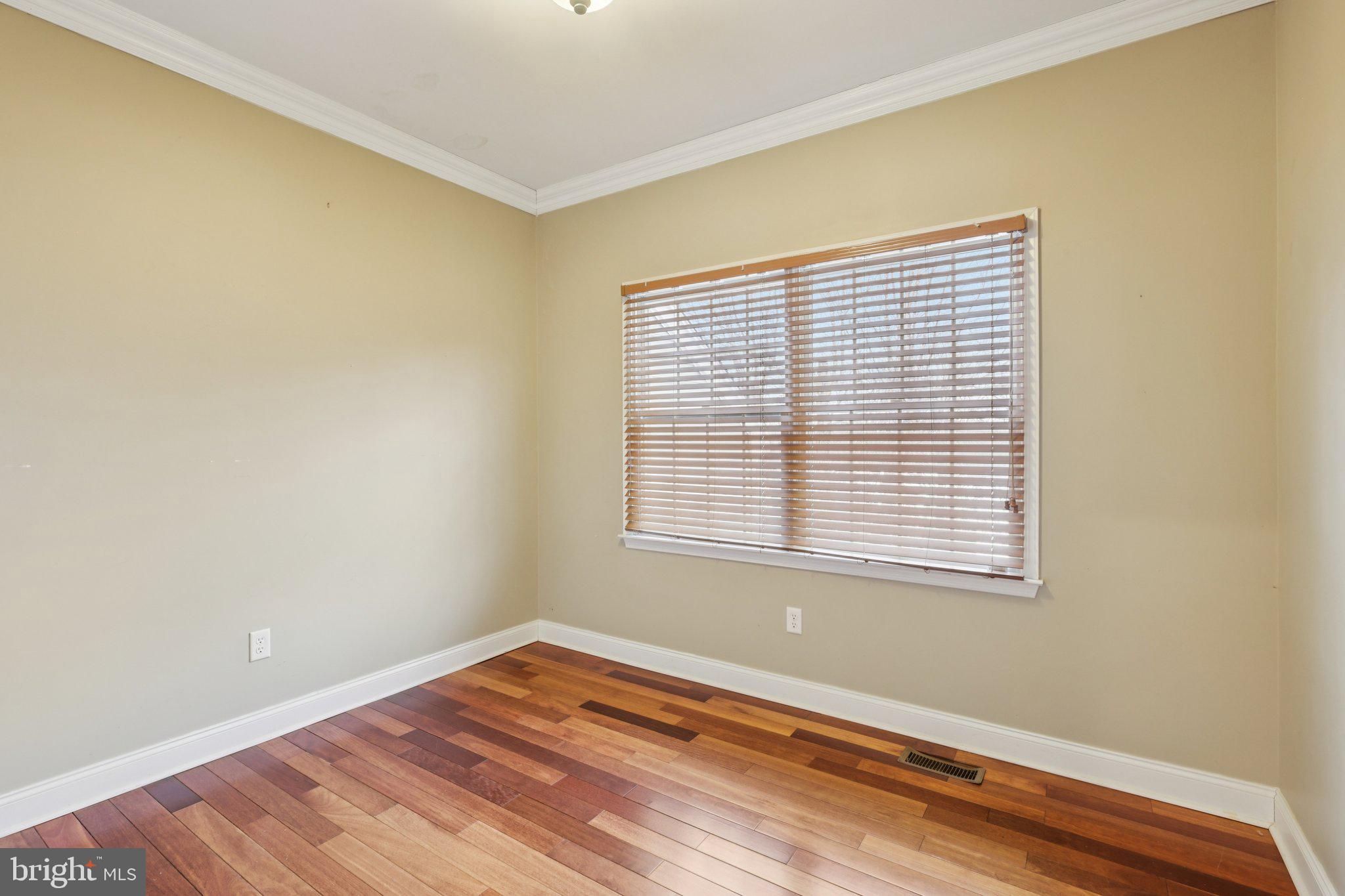 HIGH POINTE AT HOP - Residential