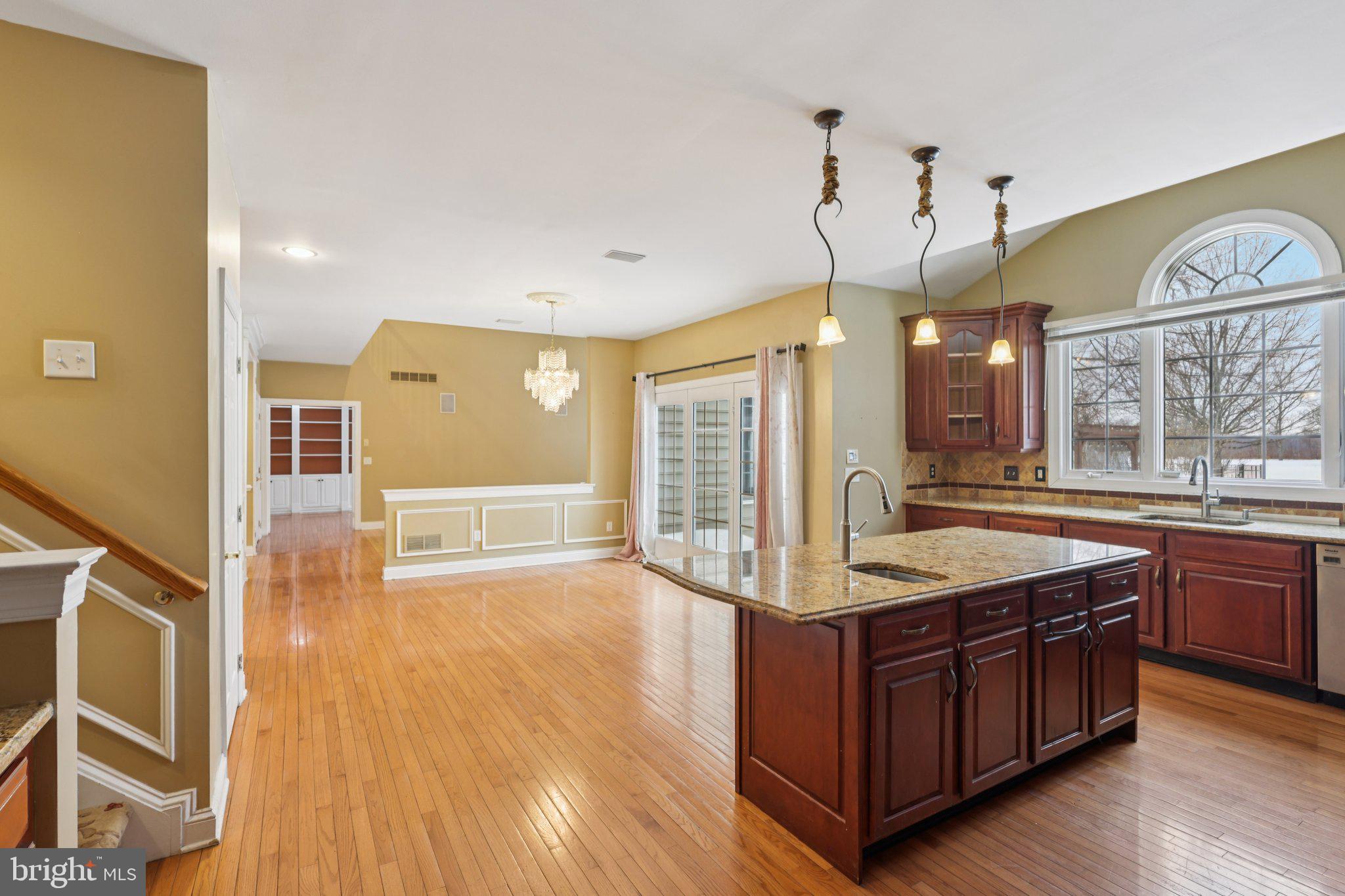 HIGH POINTE AT HOP - Residential