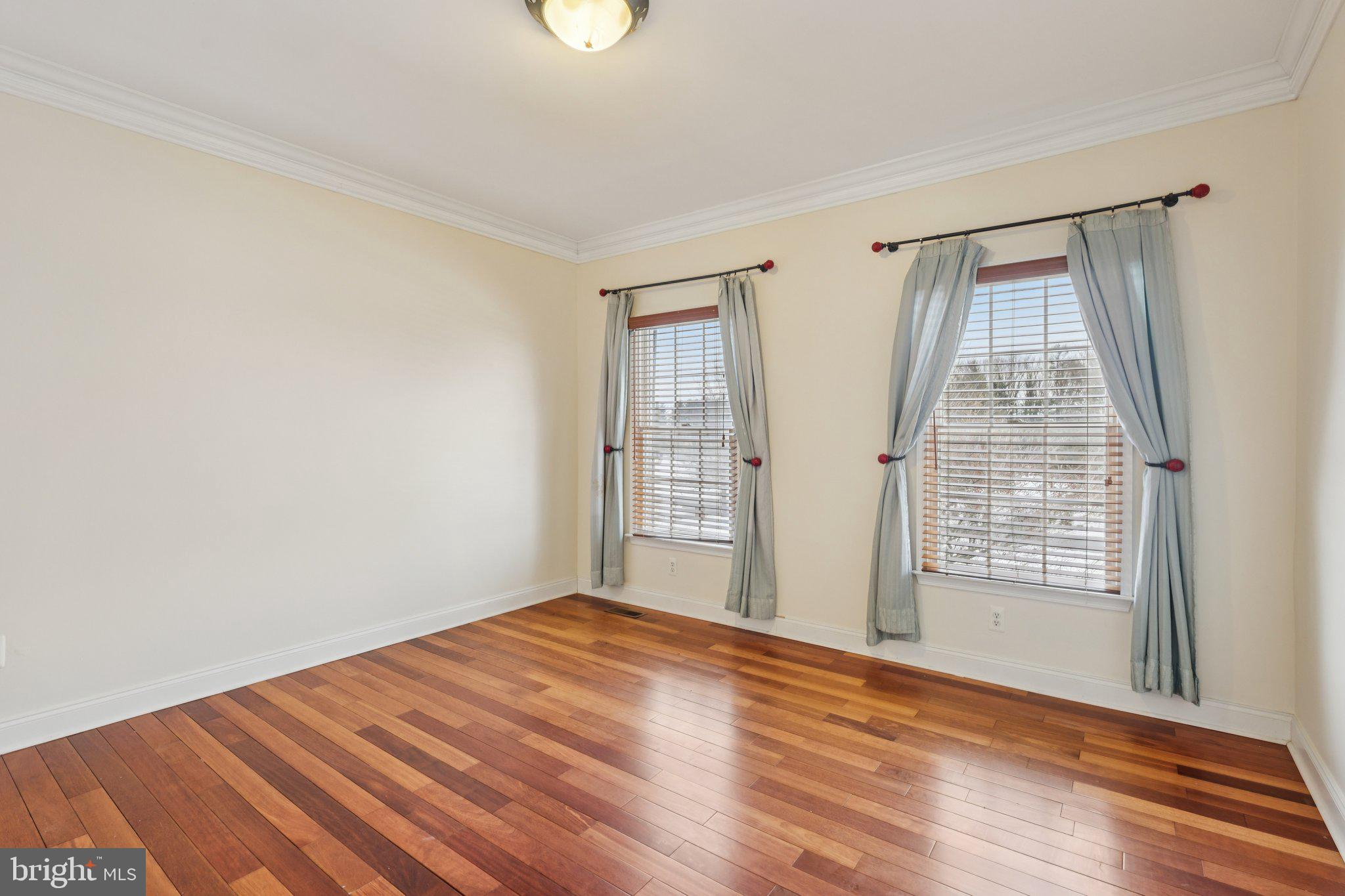 HIGH POINTE AT HOP - Residential