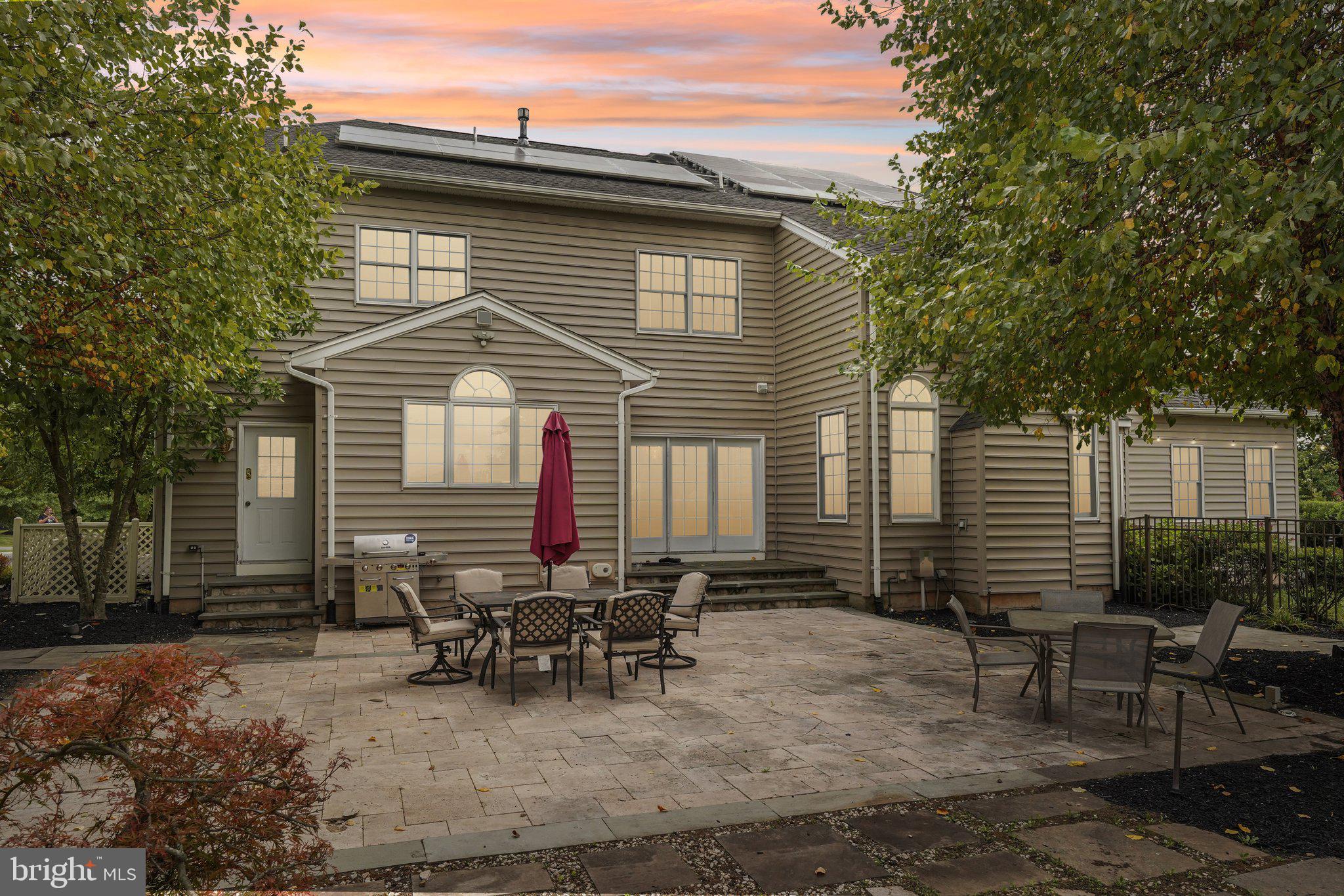 HIGH POINTE AT HOP - Residential