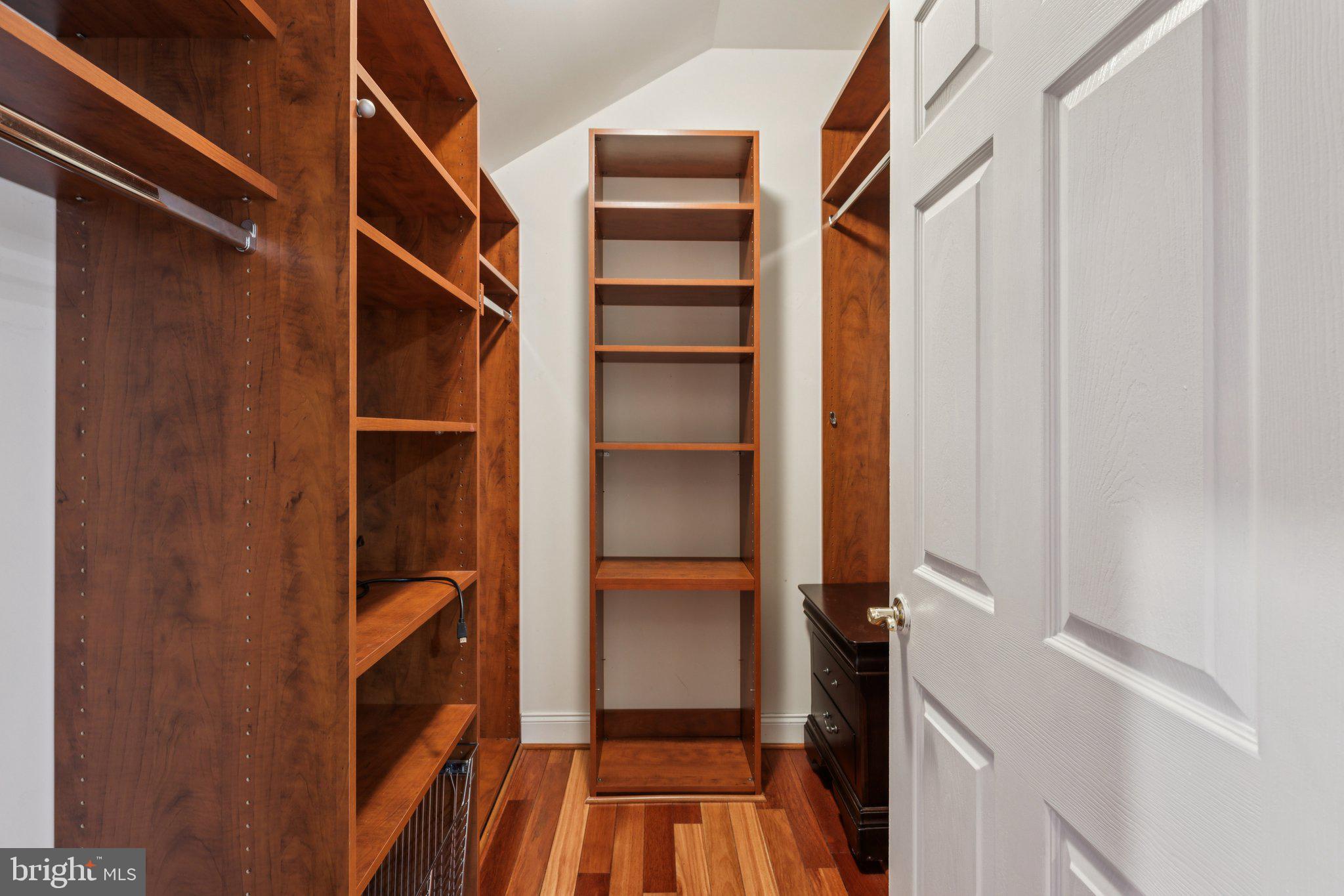 HIGH POINTE AT HOP - Residential