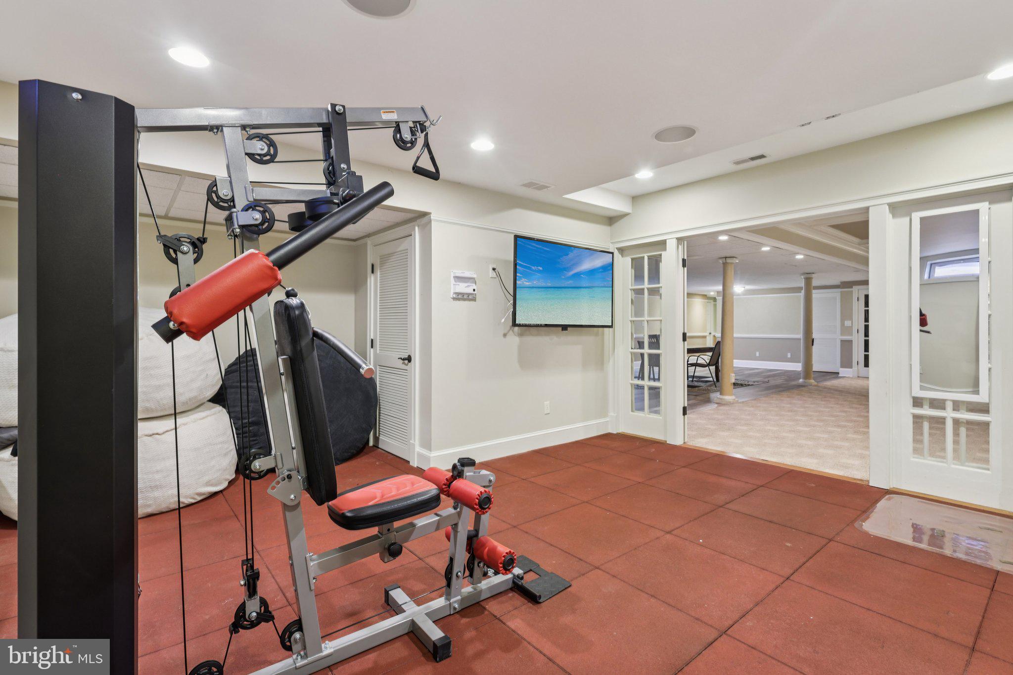 HIGH POINTE AT HOP - Residential